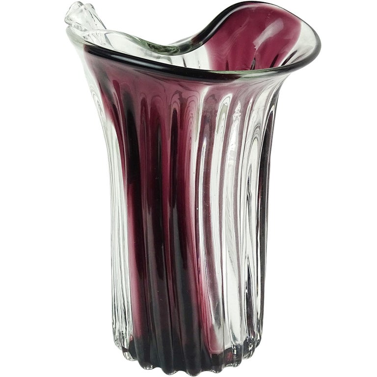 Fratelli Toso Murano lila Streifen italienische Glaskunst Scroll Rand Blumenvasen 1