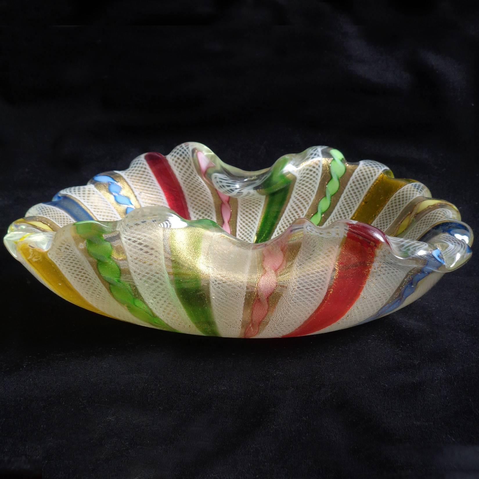 Fratelli Toso Murano Rainbow Blue Red Ribbons Gold Flecks Italian Art Glass Bowl In Good Condition In Kissimmee, FL