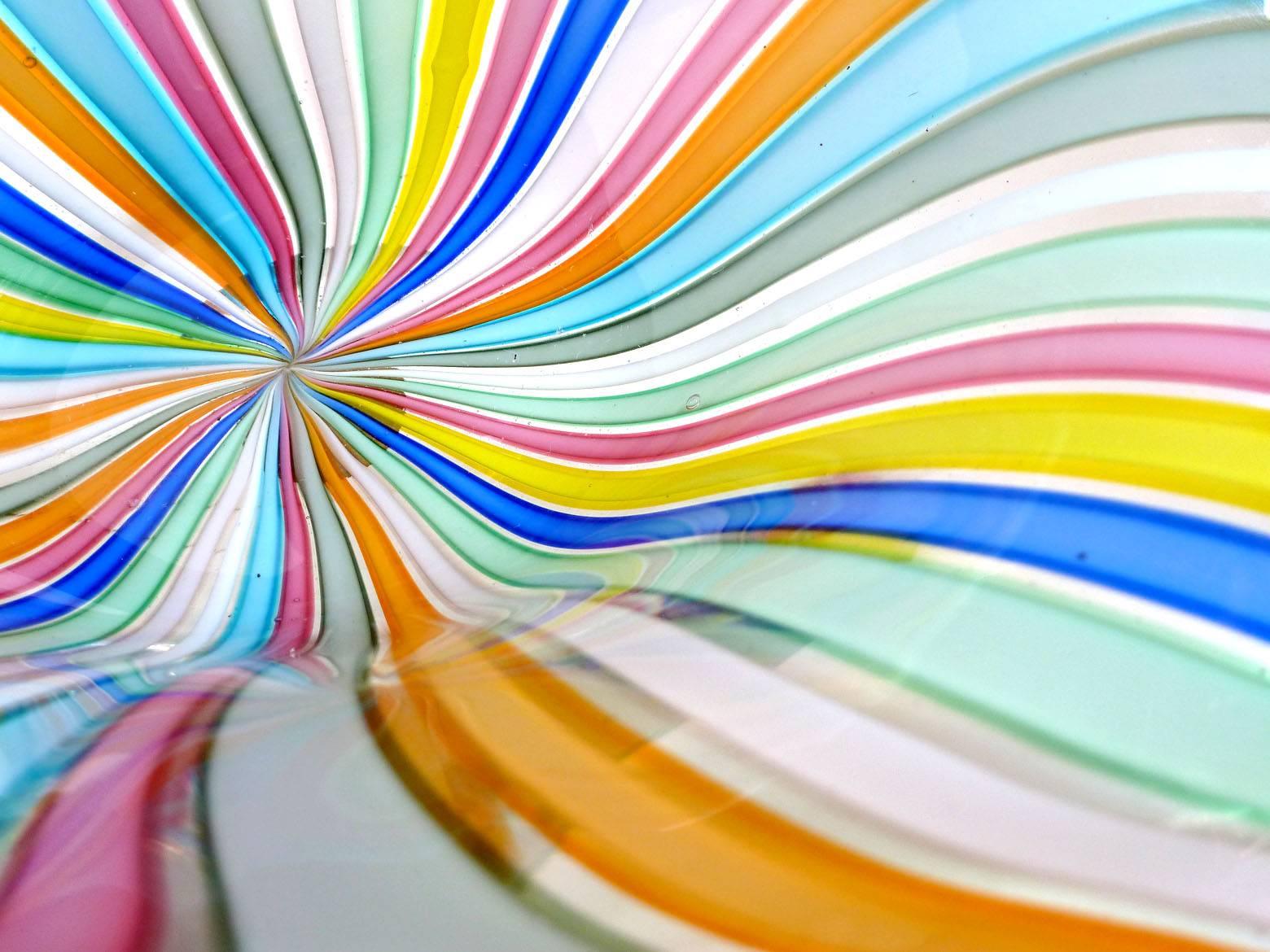 Mid-Century Modern Fratelli Toso Murano Rainbow Colors Filigrana Ribbons Italian Art Glass Bowl