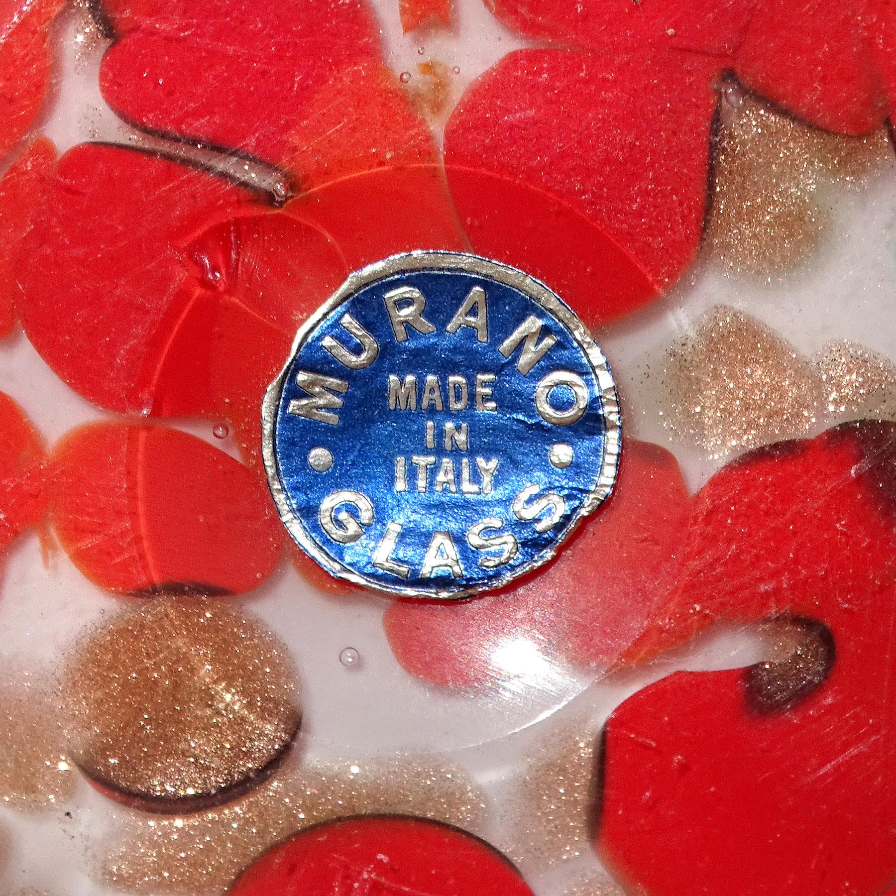Fratelli Toso Murano Vaso a fiori svasati in vetro artistico italiano con macchie di avventurina rossa in vendita 3