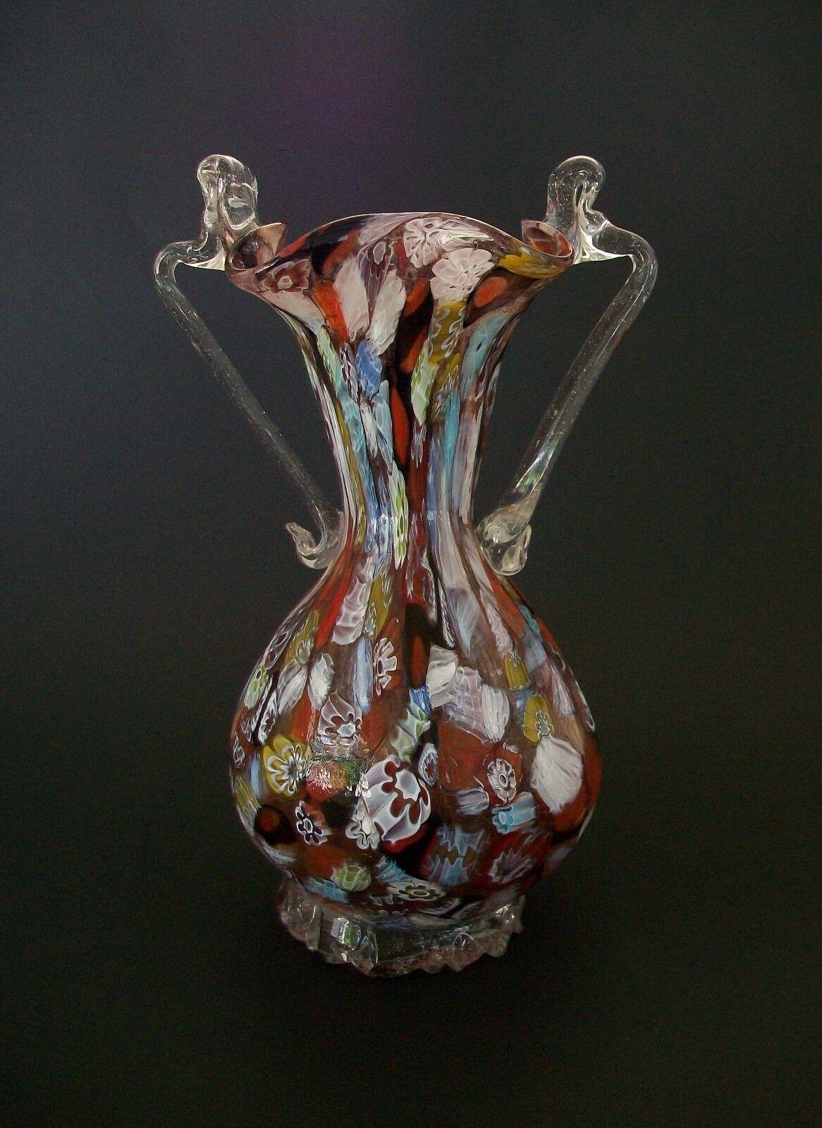 FRATELLI TOSO (Attribuito) - Vaso in vetro di Murano 