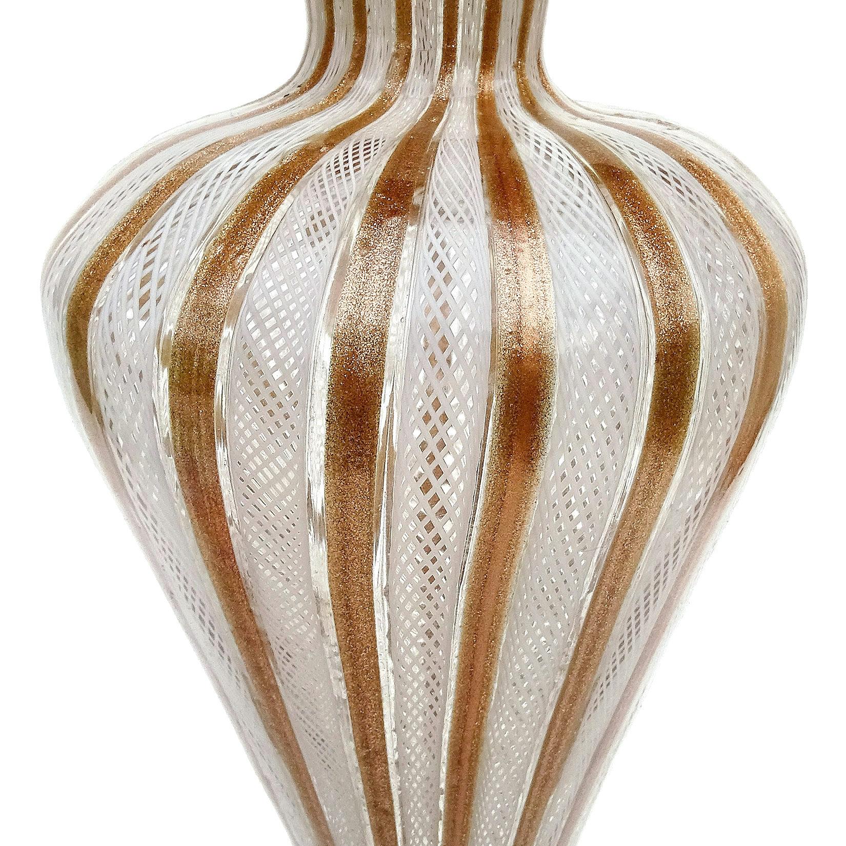 Hand-Crafted Fratelli Toso Murano White Aventurine Ribbons Italian Art Glass Hourglass Vase