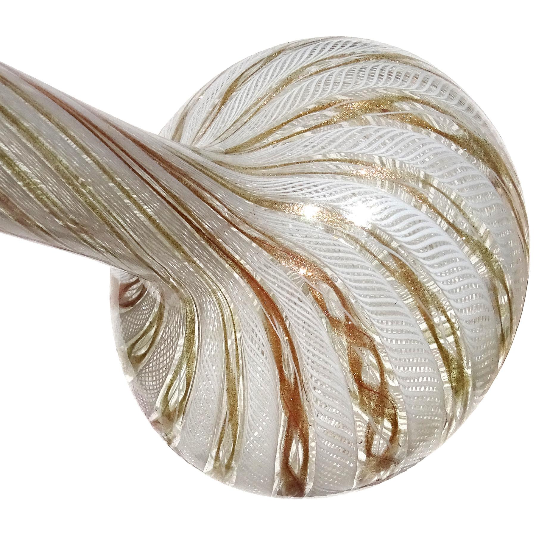 Hand-Crafted Fratelli Toso Murano White Aventurine Italian Art Glass Soliflore Flower Vase For Sale