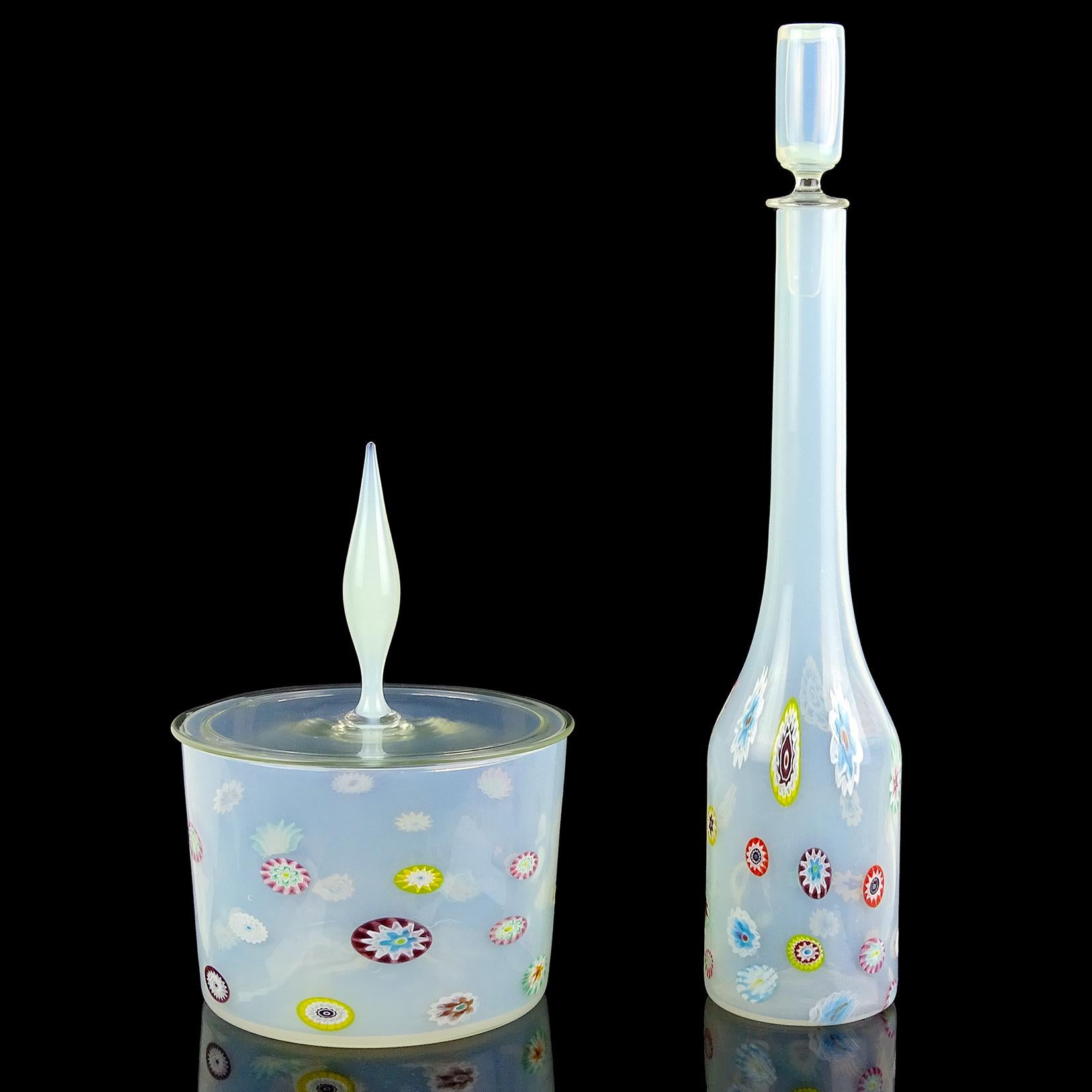 Fratelli Toso Murano White Opalescent Flower Murrine Italian Art Glass Jar In Good Condition In Kissimmee, FL