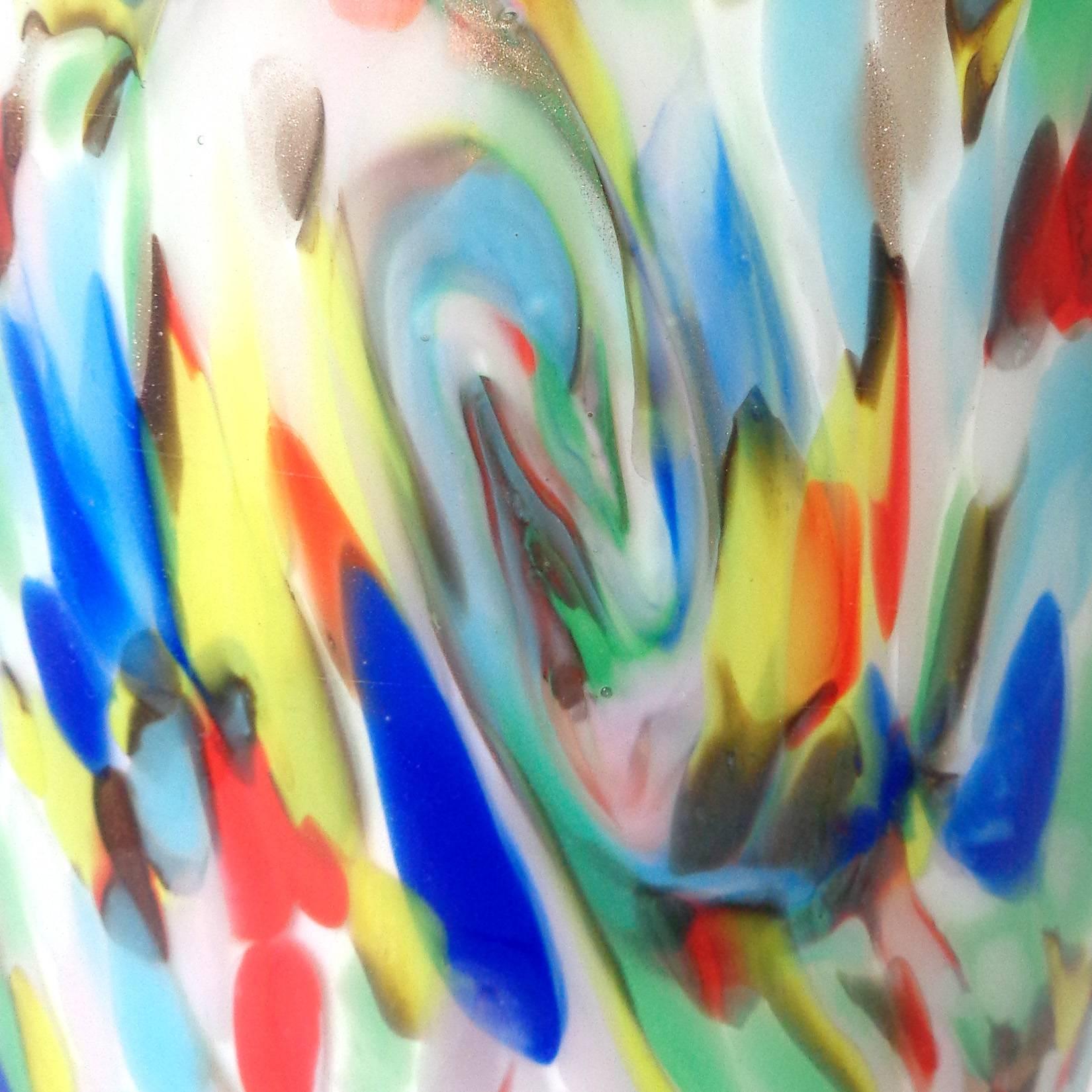Fratelli Toso Murano White Rainbow Color Swirls Italian Art Glass Flower Vase In Good Condition In Kissimmee, FL
