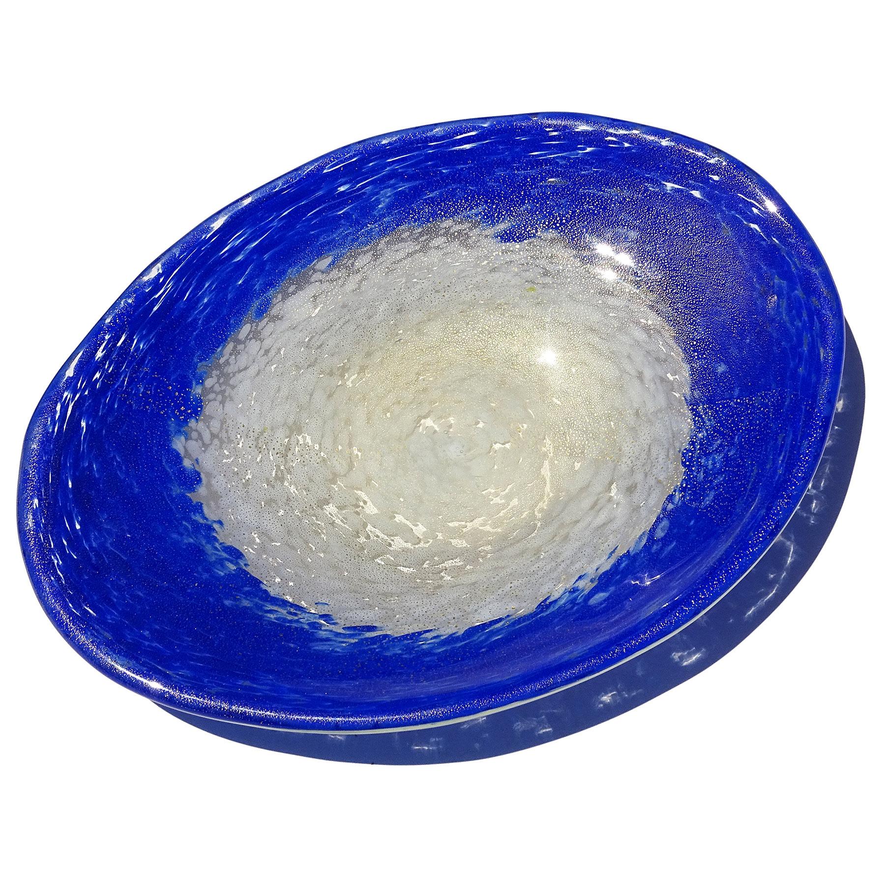 Fratelli Toso Murano White Sapphire Blue Gold Flecks Italian Art Glass Oval Bowl In Good Condition For Sale In Kissimmee, FL