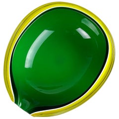 Fratelli Toso Murano Yellow Green Italian Art Glass Melon Cut Decorative Bowl