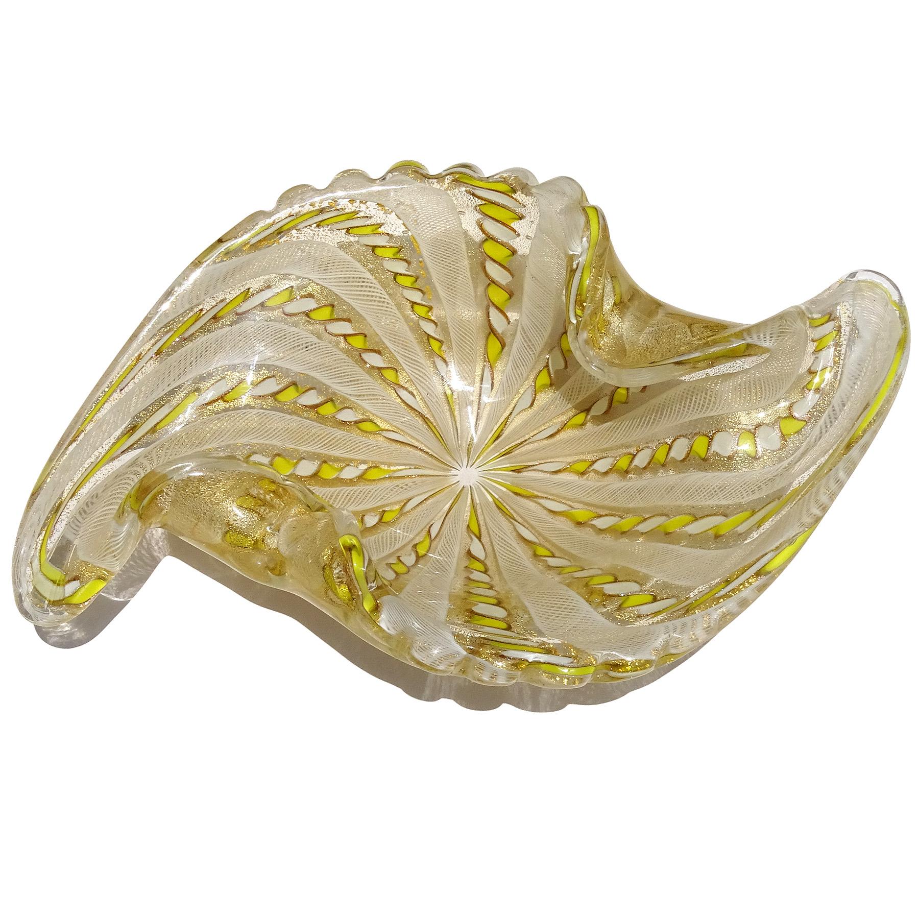 Mid-Century Modern Fratelli Toso Murano Yellow White Ribbons Gold Flecks Italian Art Glass Bowl For Sale