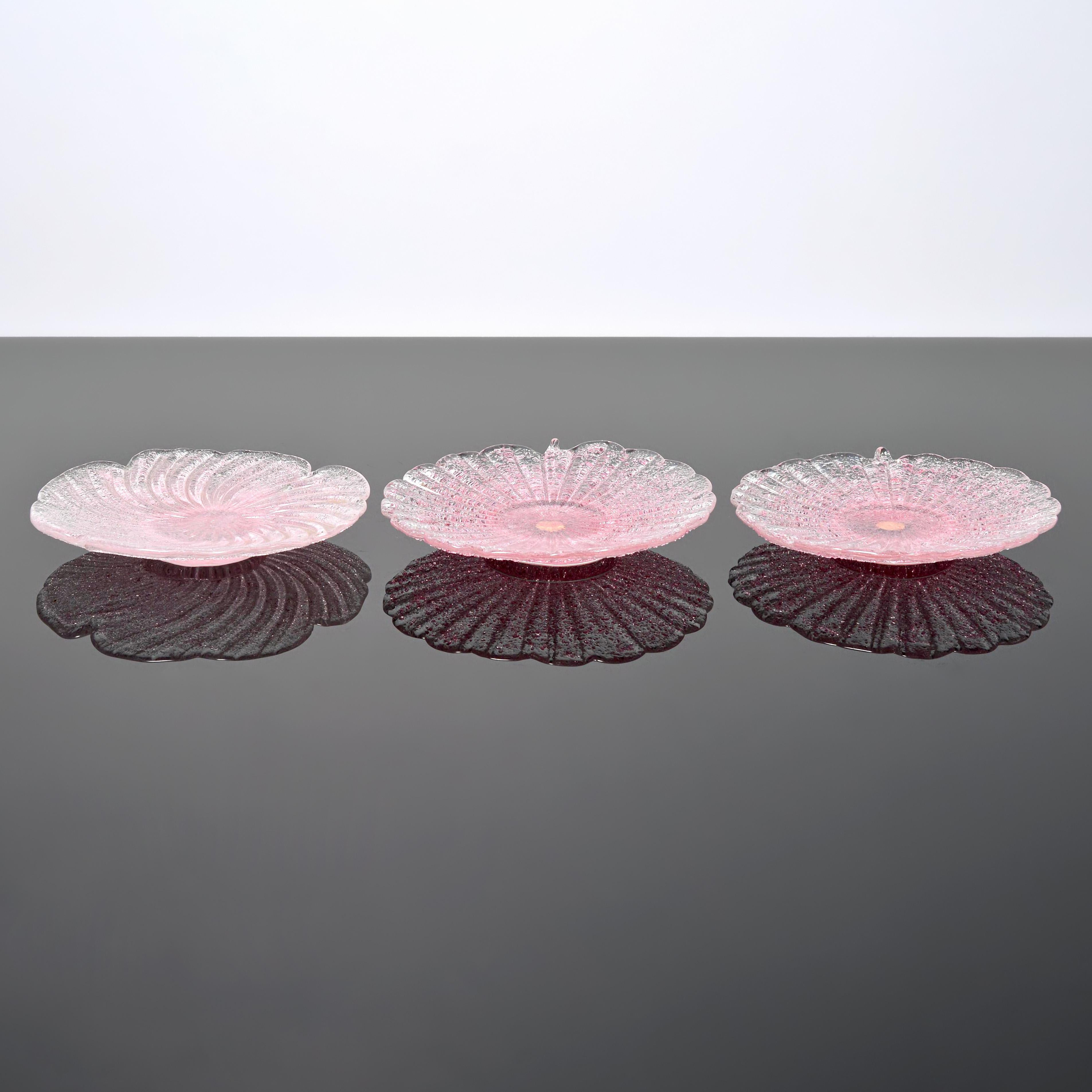 Italian Fratelli Toso OVERSHOT Plates, Leslie Pina Collection For Sale