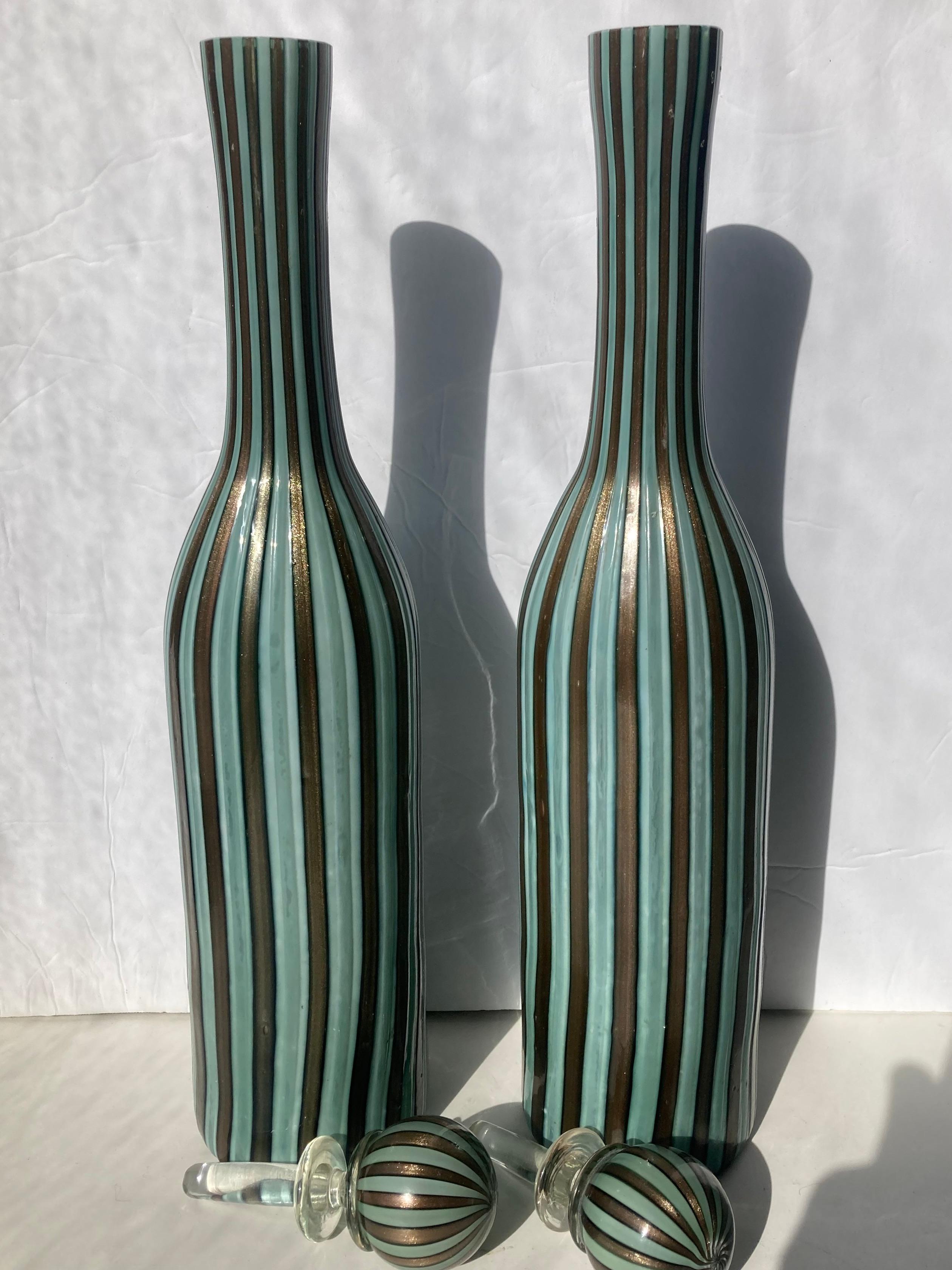 Fratelli & Toso Paar Murano Glas Dekanter/Flaschen mit Stopfen (Moderne) im Angebot
