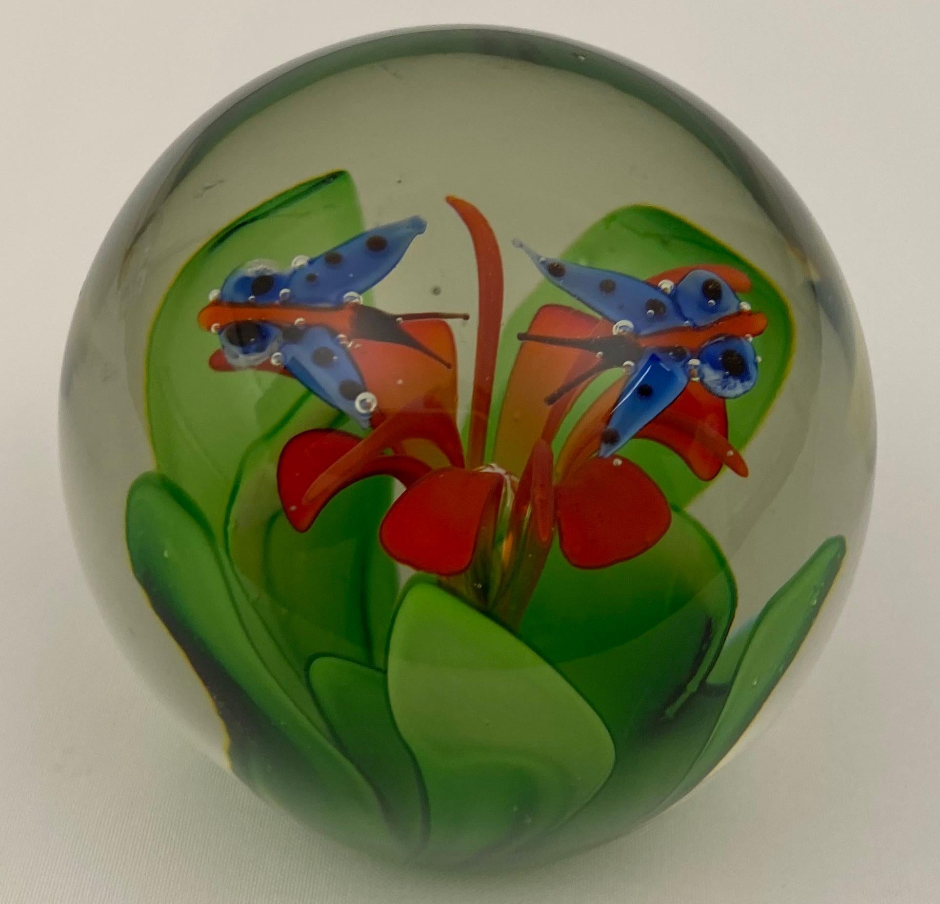 Baccarat Limited Edition Paperweight with Two Blue Butterflies In Good Condition For Sale In Miami, FL