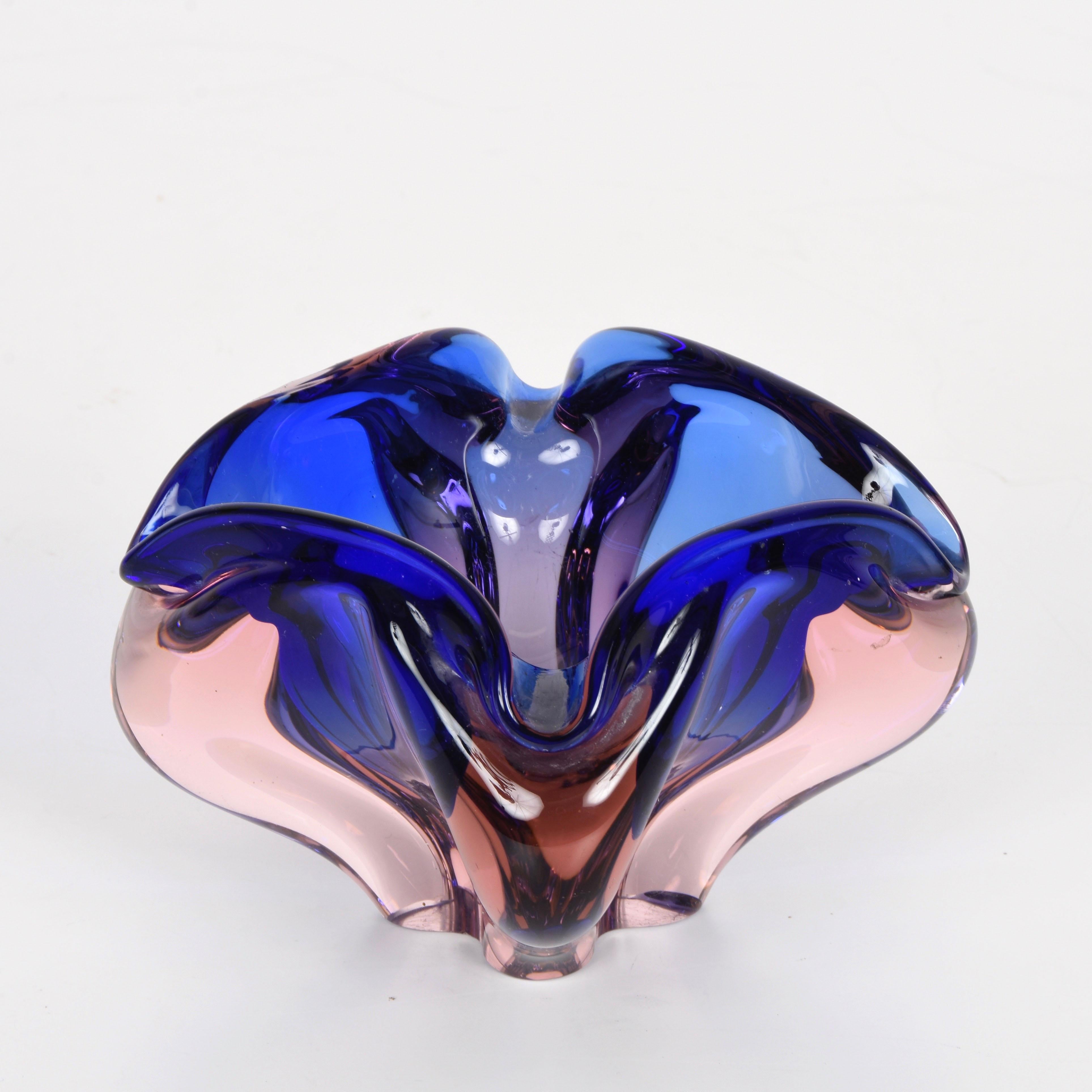 Mid-Century Modern Fratelli Toso Purple, Blue and Pink Sommerso Murano Glass Italian Bowl, 1960s
