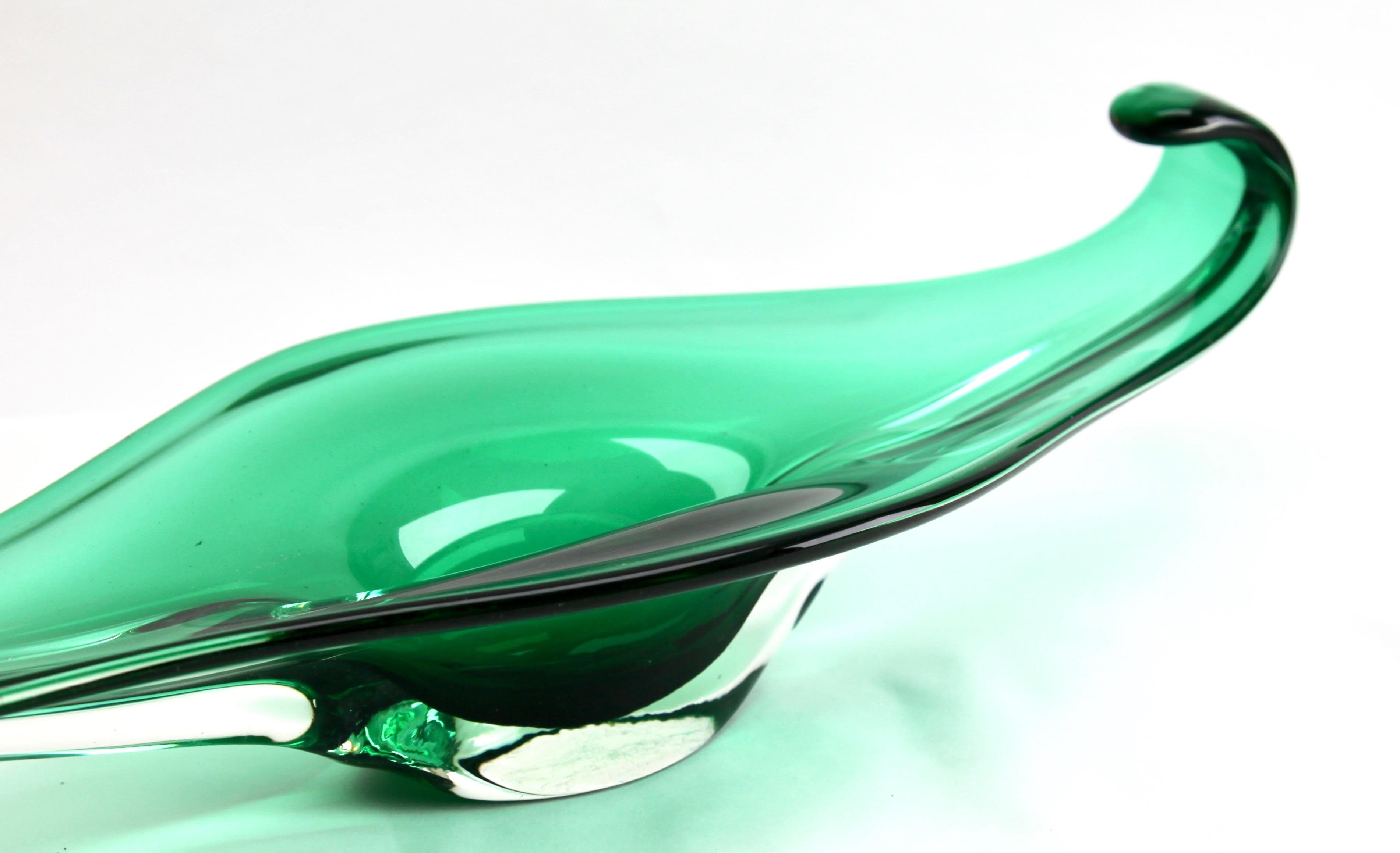 Murano Glass Fratelli Toso, Stretch Fruit Bowl with Thick Somerso from the Chambord Range