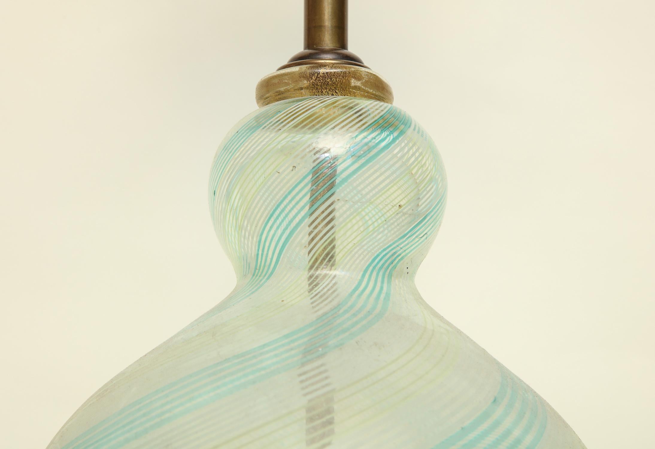 Mid-20th Century Fratelli Toso Table Lamp Murano Art Glass Mid-Century Modern Italy, 1940s For Sale