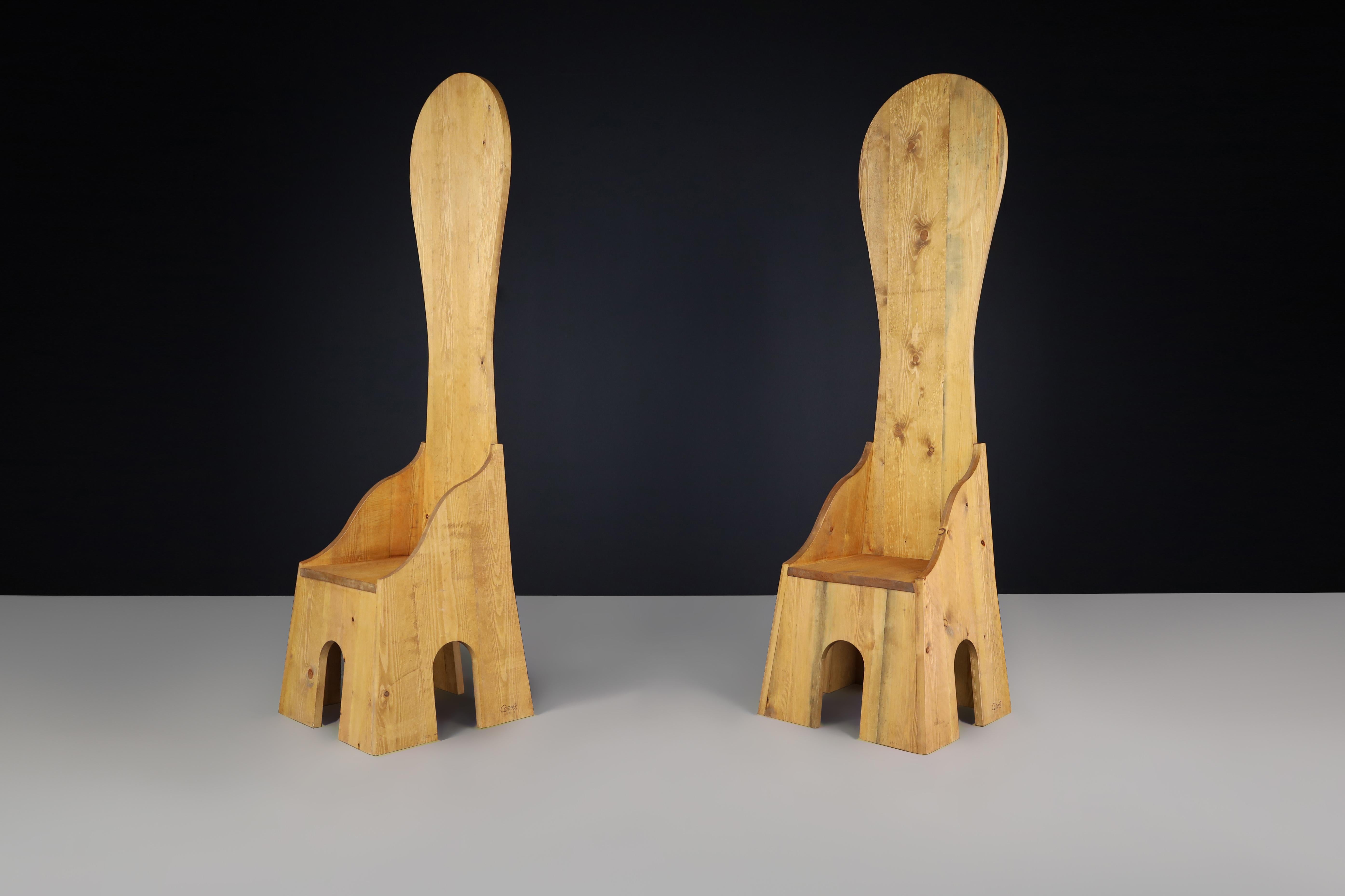 Sillas Fratina de madera de pino diseñadas por Mario Ceroli en 1972 por Poltronova. Moderno de mediados de siglo en venta