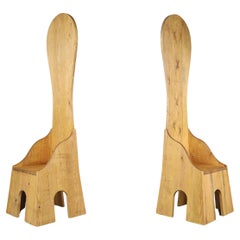 Sillas Fratina de madera de pino diseñadas por Mario Ceroli en 1972 por Poltronova.