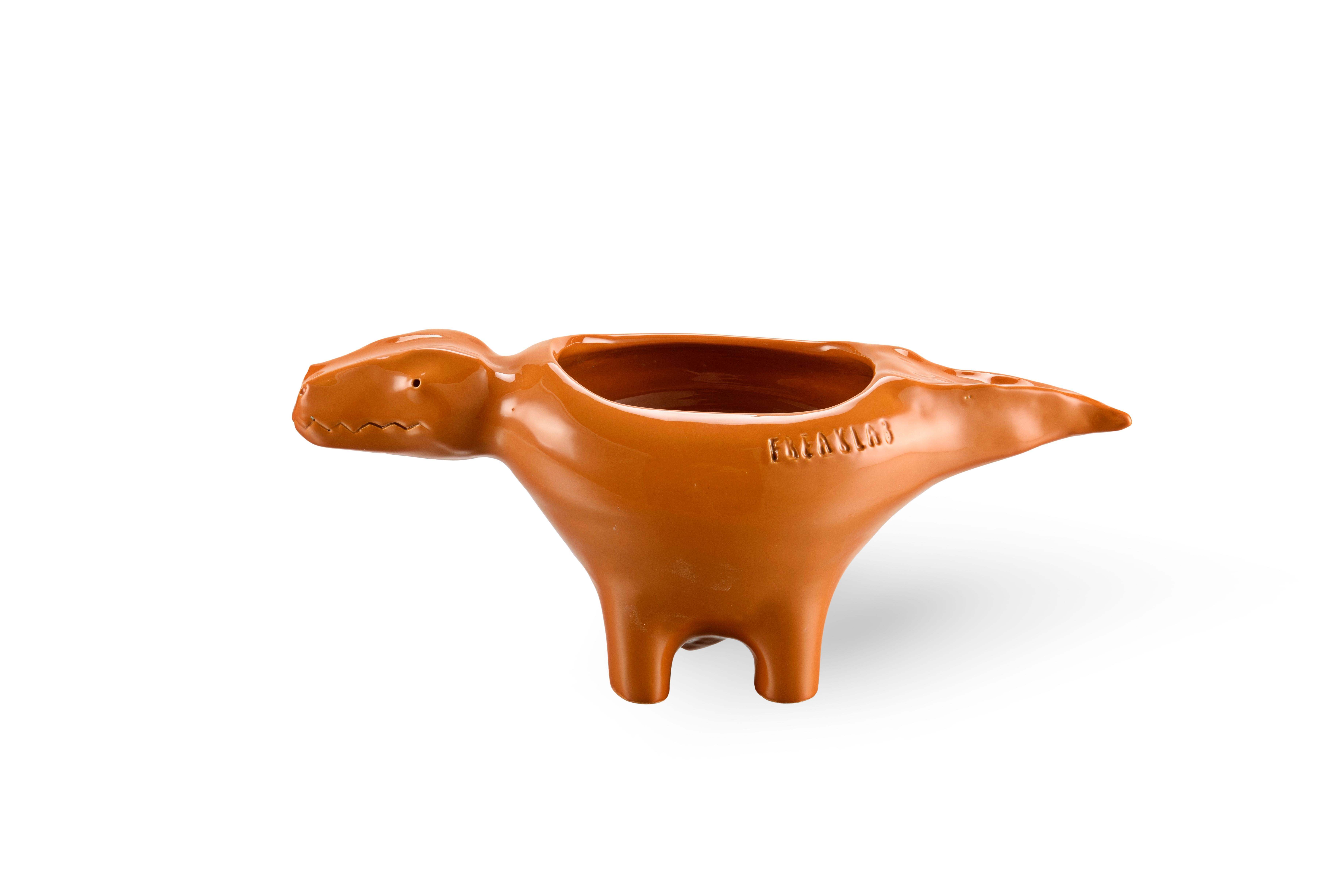 Freaklab Cocodrile Bowl Large Made Entirely by Hand in Ceramic For Sale 1