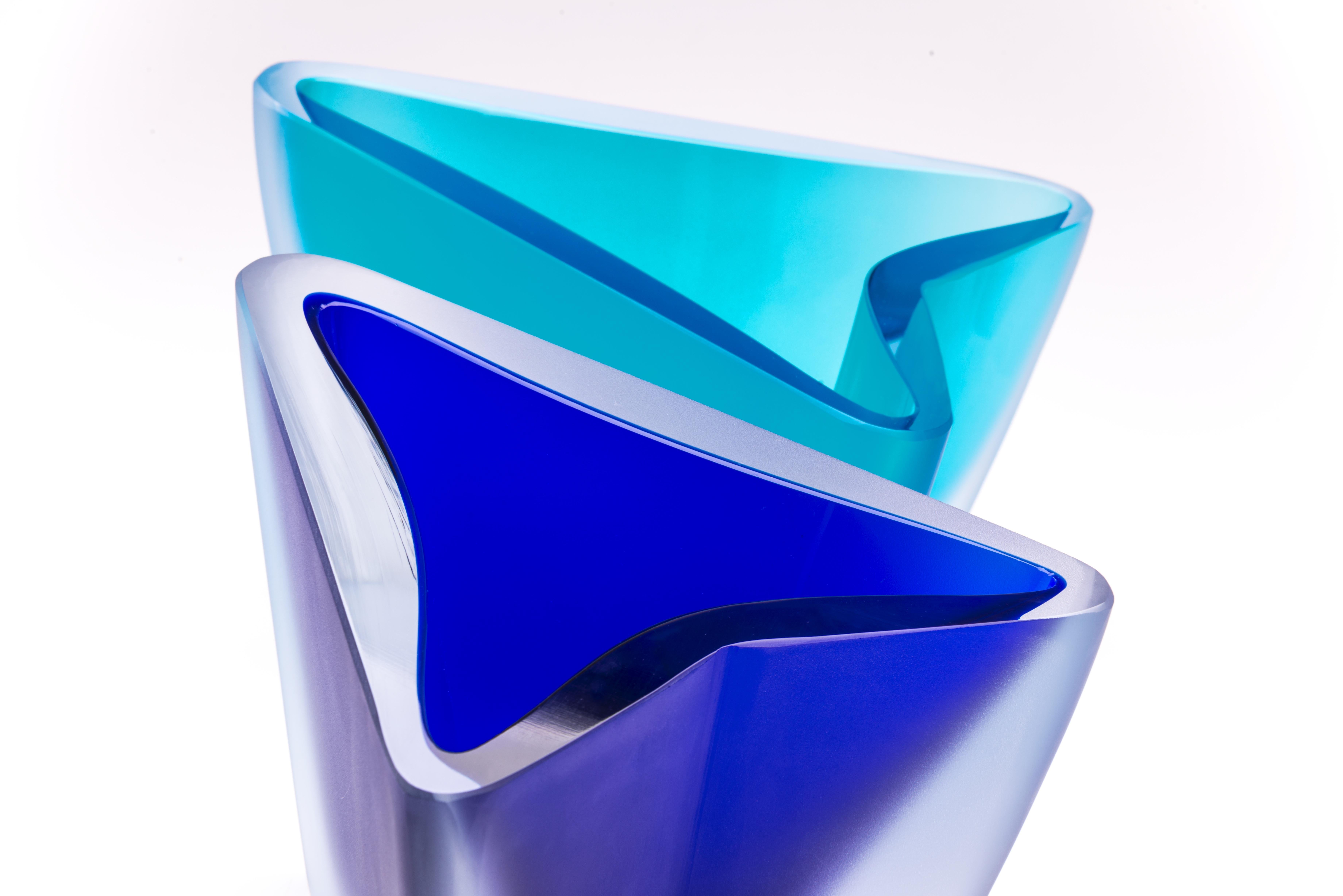 italien Petit vase en verre de Murano bleu méditerranéen Alessandro Mendini, XXIe siècle en vente