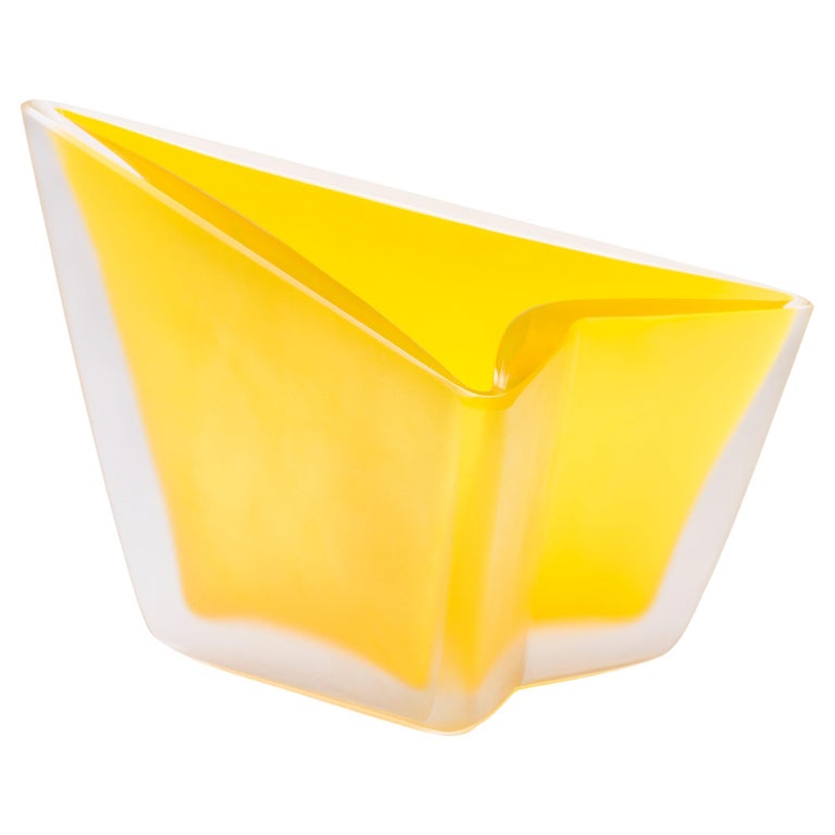 Freccia Small Yellow Vase by Purho For Sale at 1stDibs