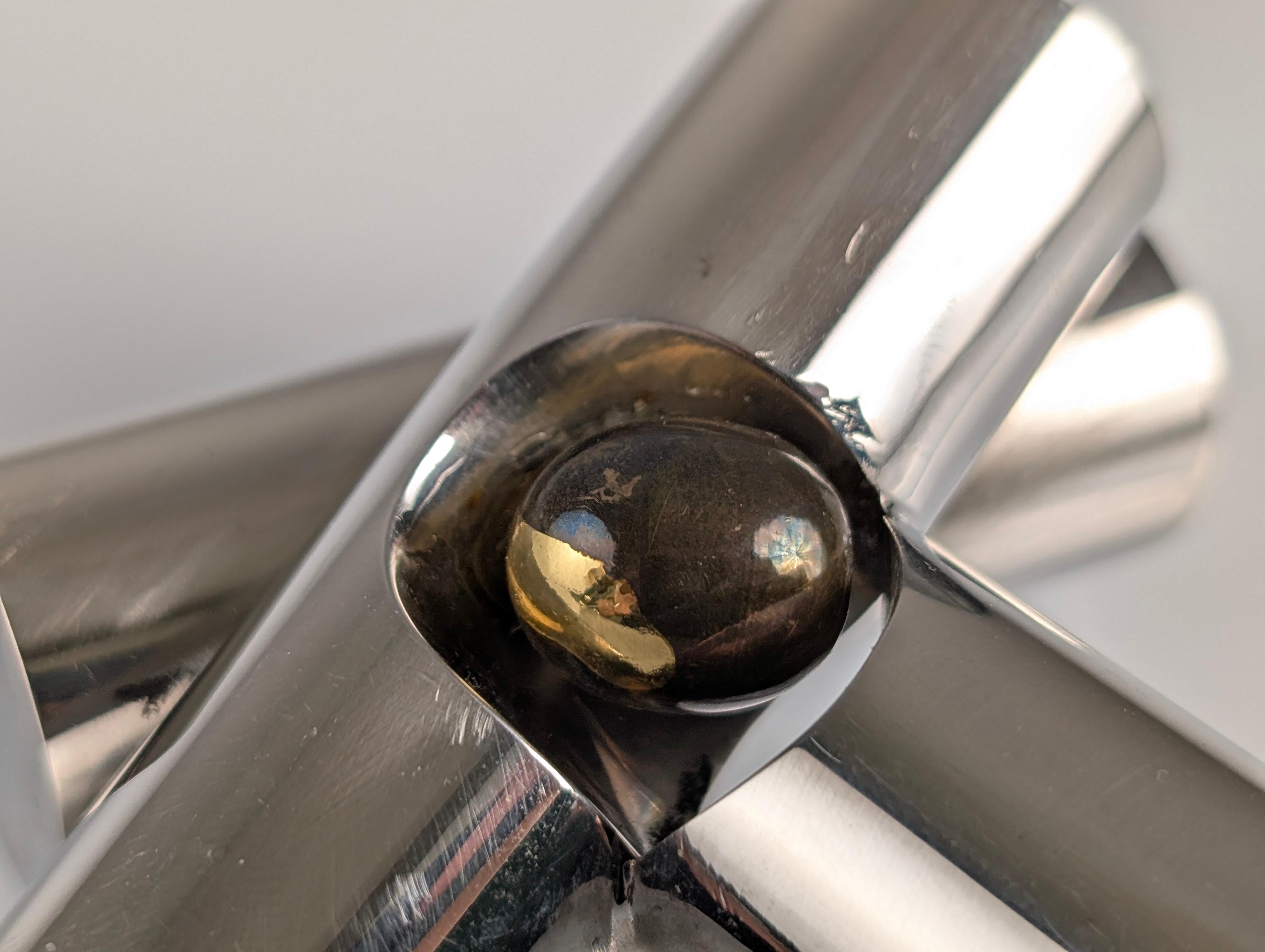 Scultura astratta in bronzo e alluminio di Frechilla, firmata, numerata 123/500, anni '70 in vendita 4