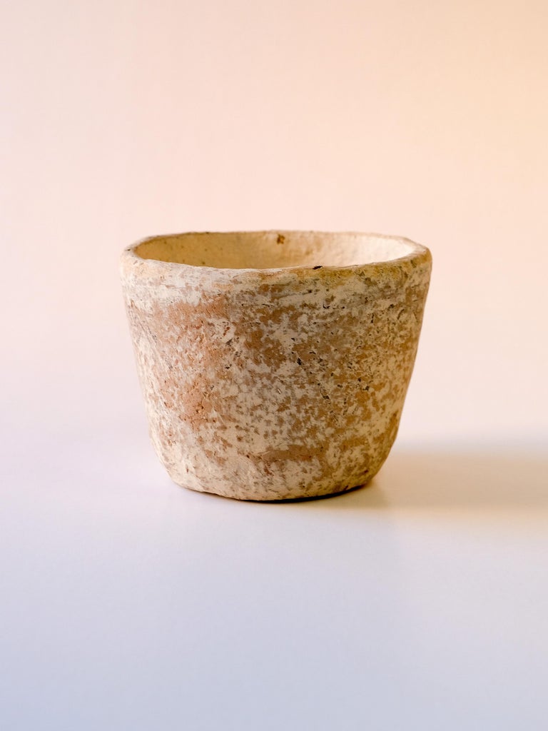 - Handbuilt freckles terracotta small pot 
- made of clay collected from the potter's surroundings.
- made in the Moroccan Rif mountains by the potter Fatima.

Approximate measurements: Ø 5 x 4 in // Ø 13 x 10 cm; 

Handmade: Variation is to