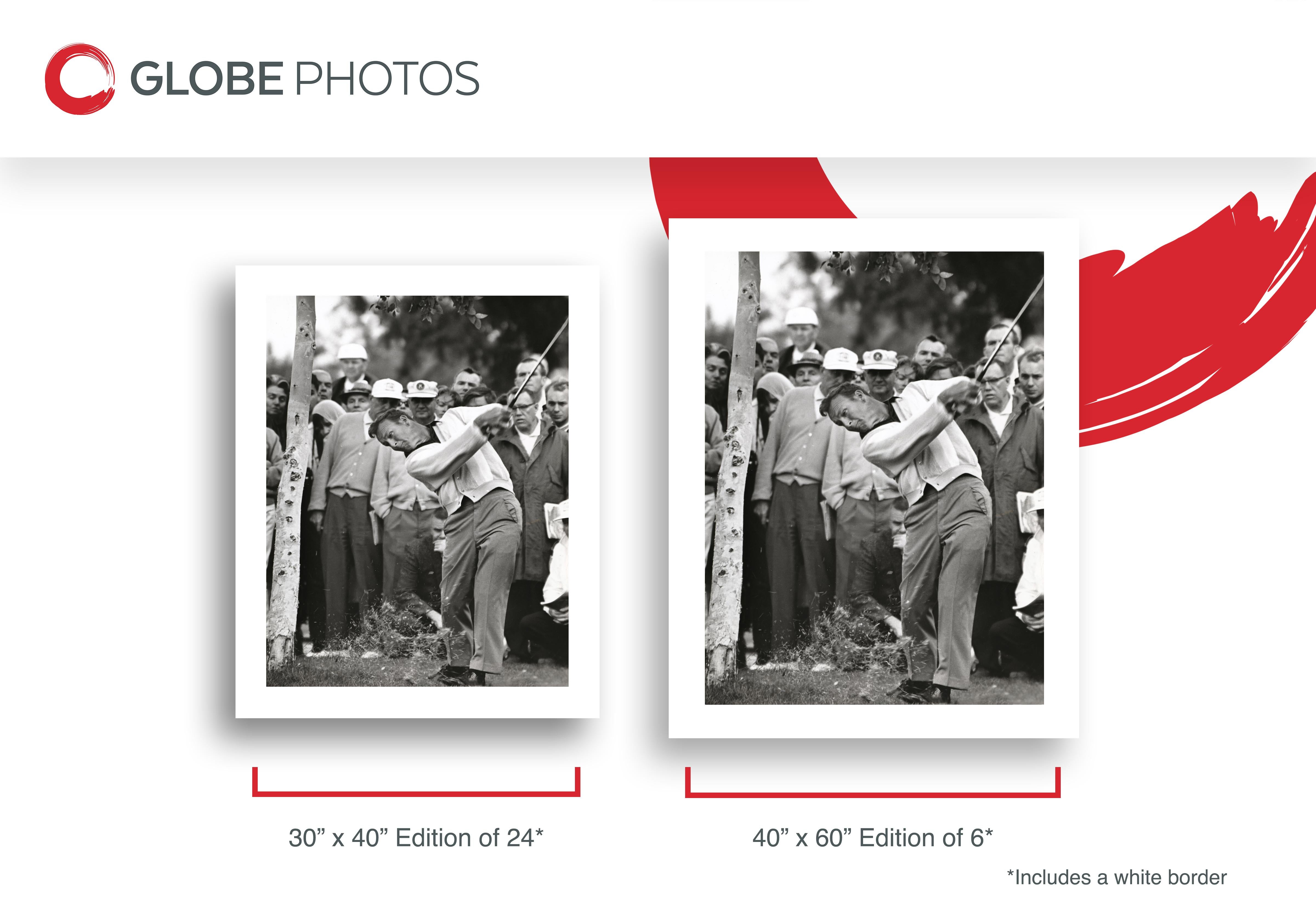 Arnold Palmer che fa lo swing - Black and White Photograph Nero di Fred Bauman