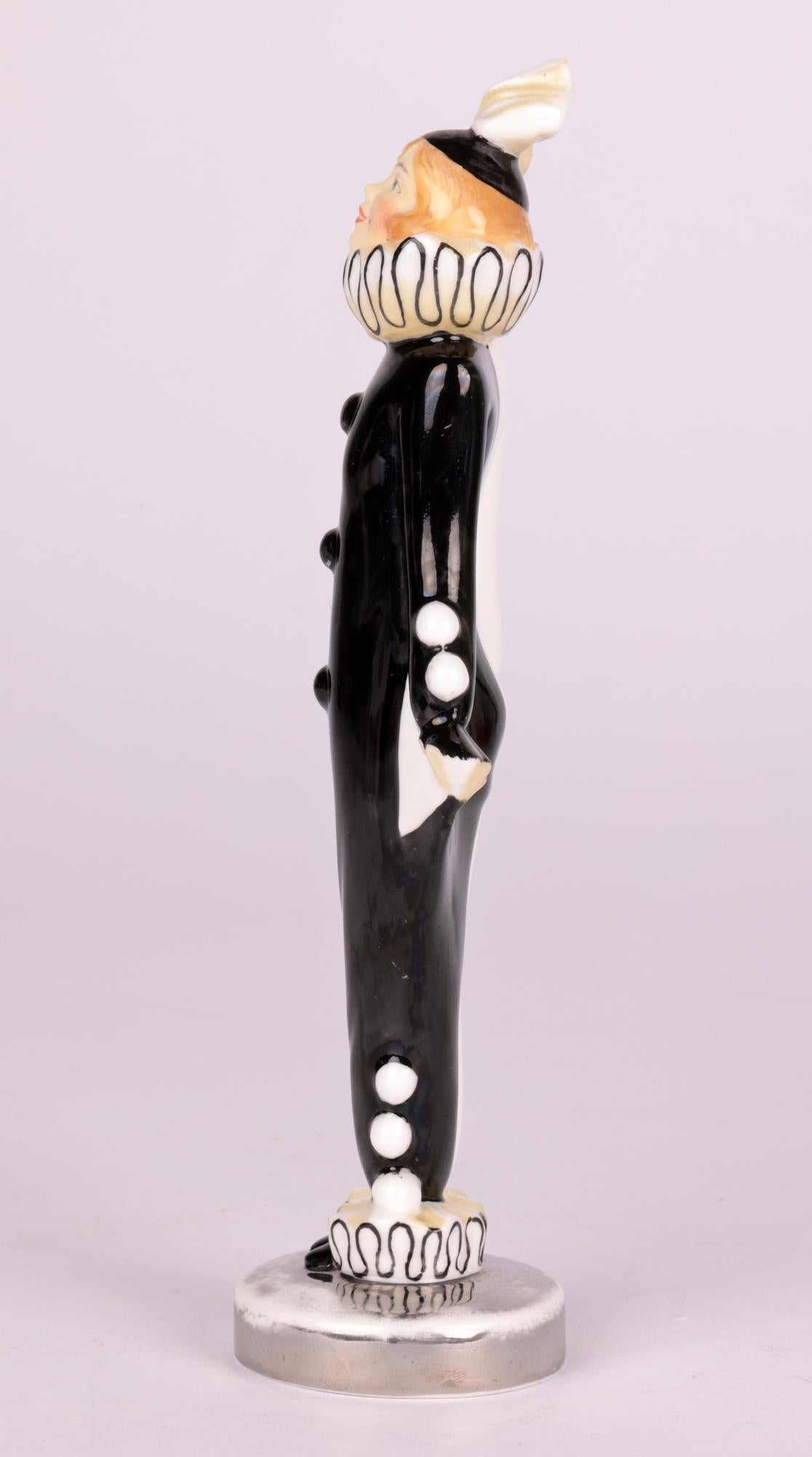 Fred Cooke pour Minton - Figurine en porcelaine Pierrette Art Déco en vente 7