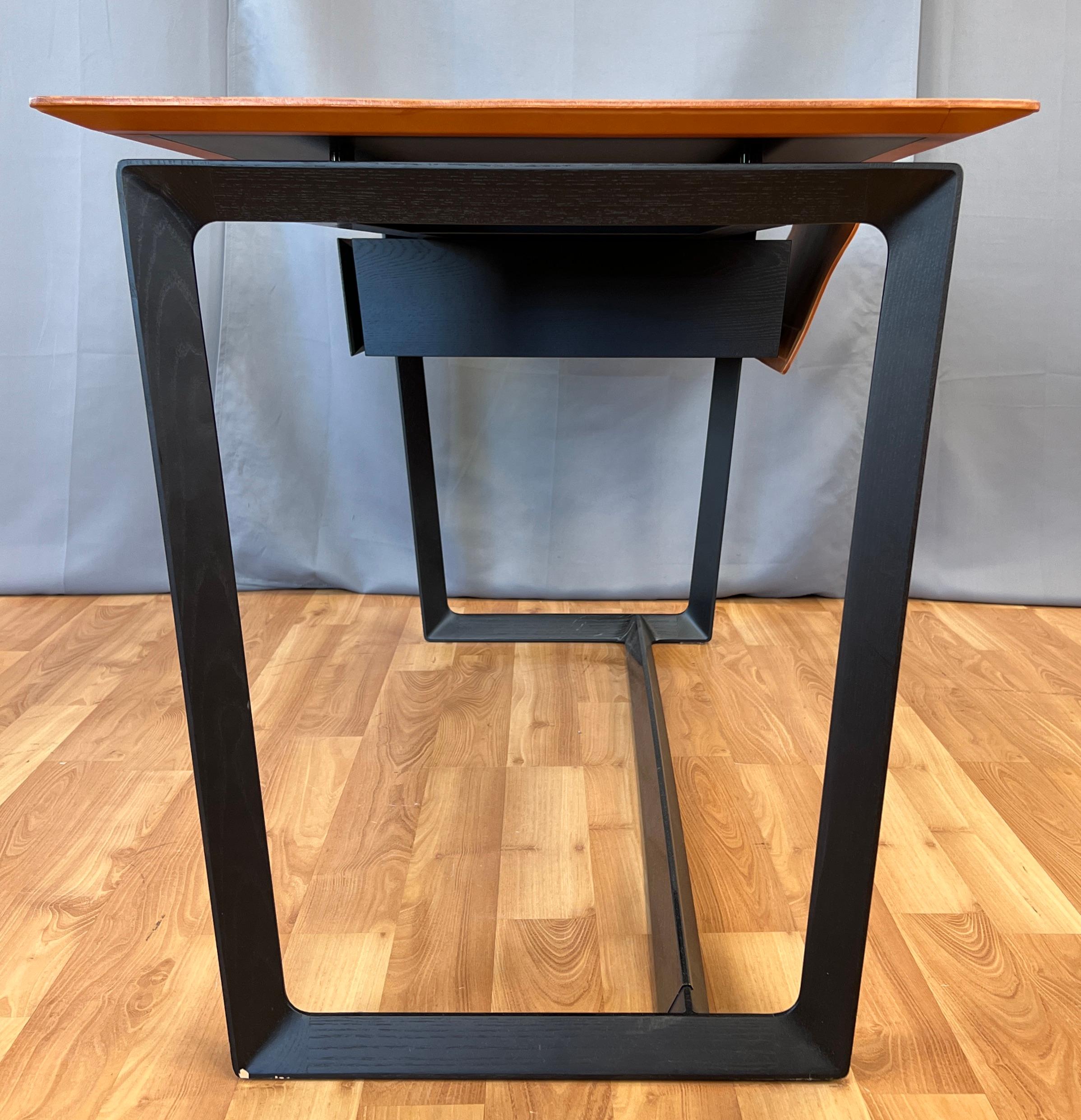 Schreibtisch „Fred“ von Roberto Lazzeroni für Poltrona Frau, Lederoberfläche mit Lederoberfläche  im Angebot 7