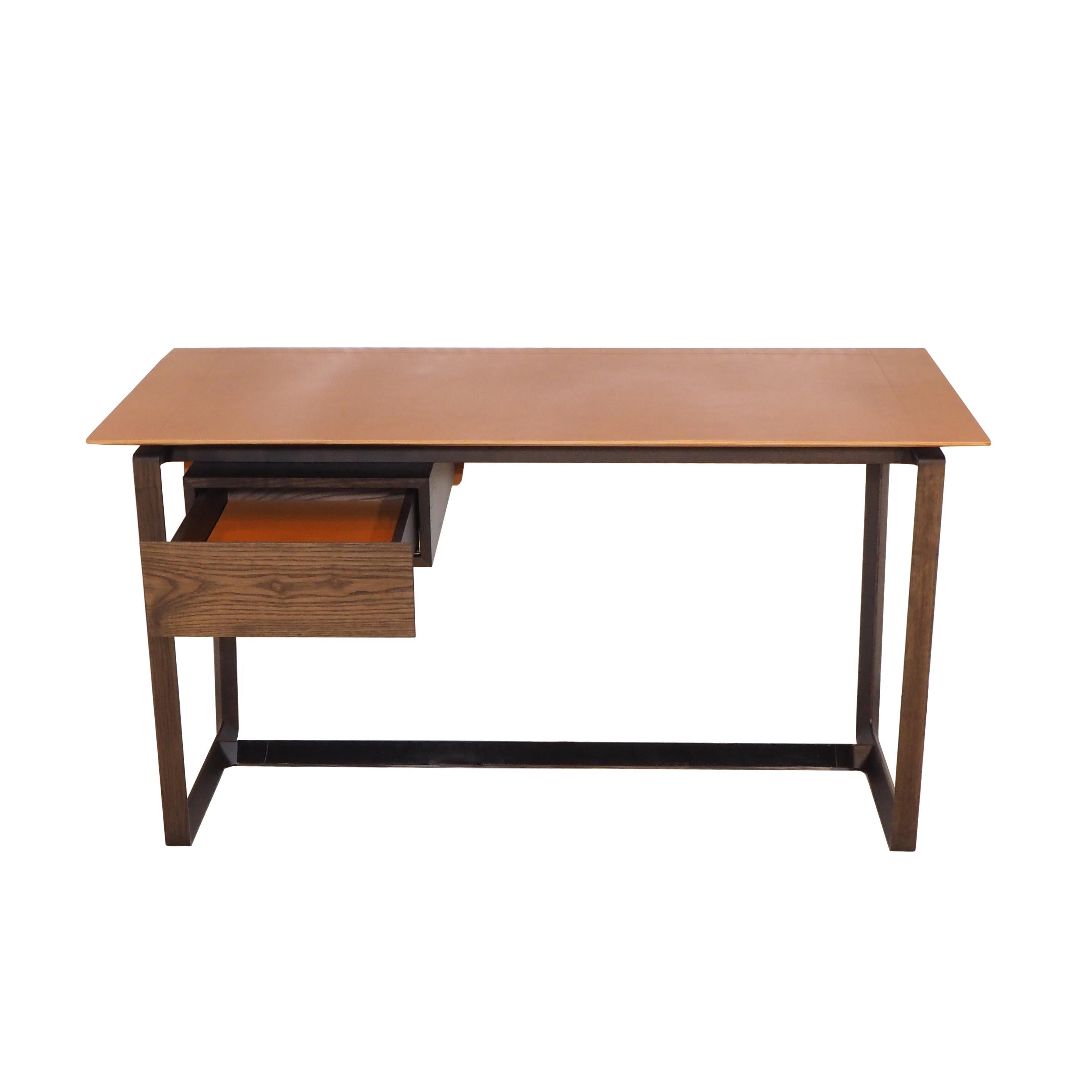Modern Fred Desk Top in Saddle Extra Leather Cammello For Sale