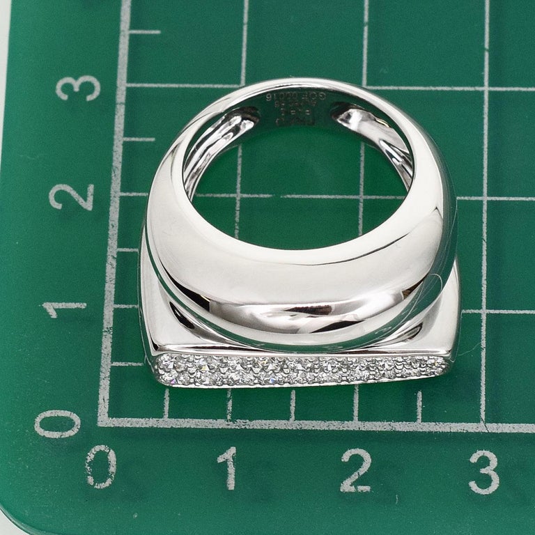 Fred Diamond 18 Karat White Gold Success Ring Medium Model For Sale at ...