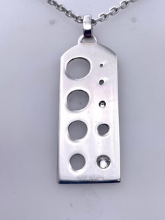Fred Diamond Gauge Measure Pendant White Gold