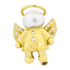 Fred Diamond Pearl 18 Karat Yellow Gold Angel Brooch