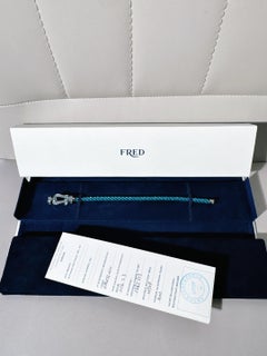 FRED Force 10 Armband aus 18-karätigem Weißgold in Hufeisenform, mit Diamanten und Saphiren im Pavé-Setting