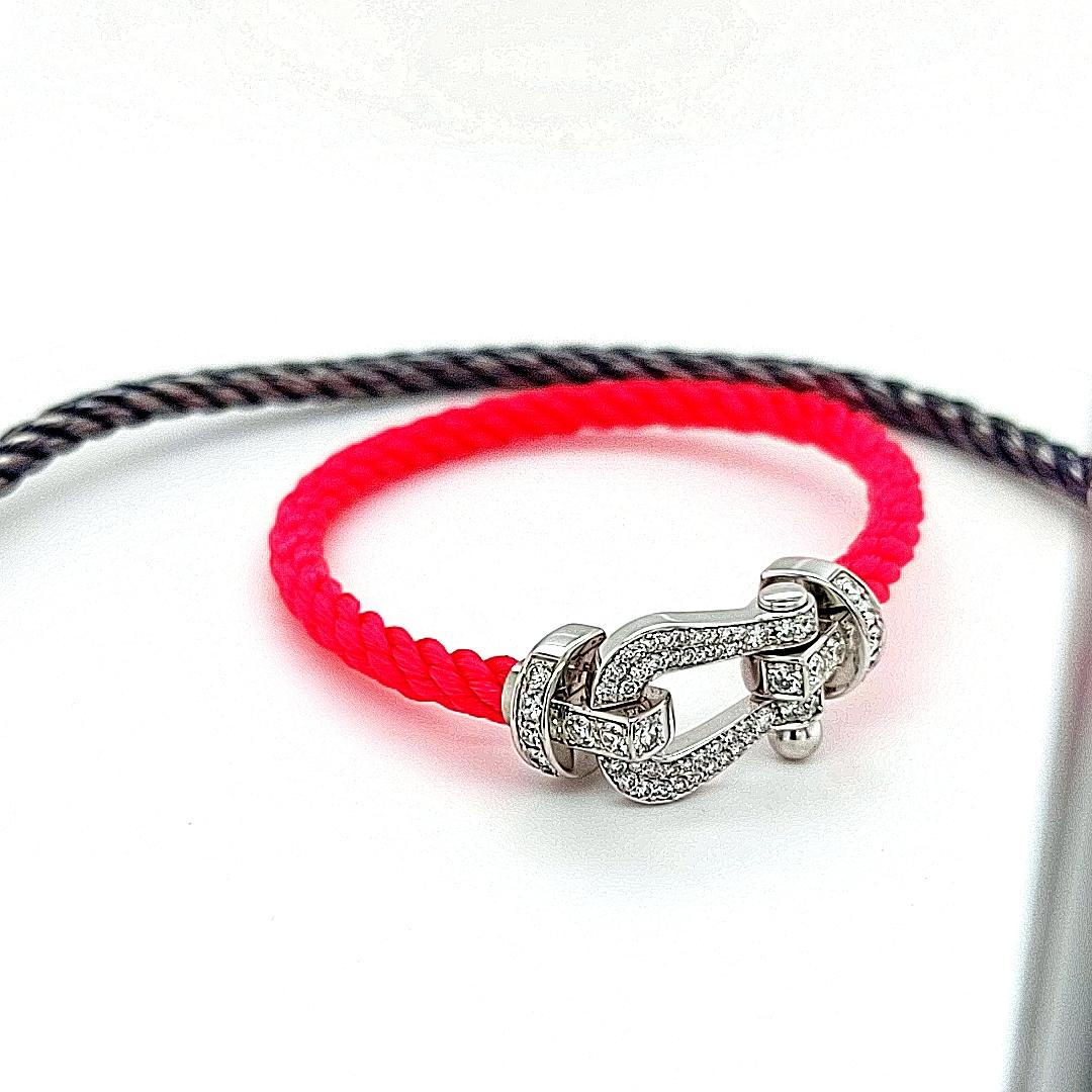 Fred Force 10:: serti de diamants taille brillant:: avec bracelet câble rouge et bleu 11