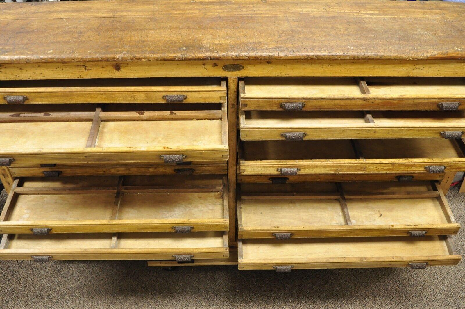 Fred K. Ullmer London Double 32 Drawer Map Makers Flat File Printers Cabinet In Good Condition For Sale In Philadelphia, PA