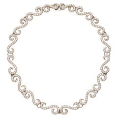 Collier ras-du-cou Fred Leighton en or 18 carats avec maillons en forme de « S » sertis de diamants