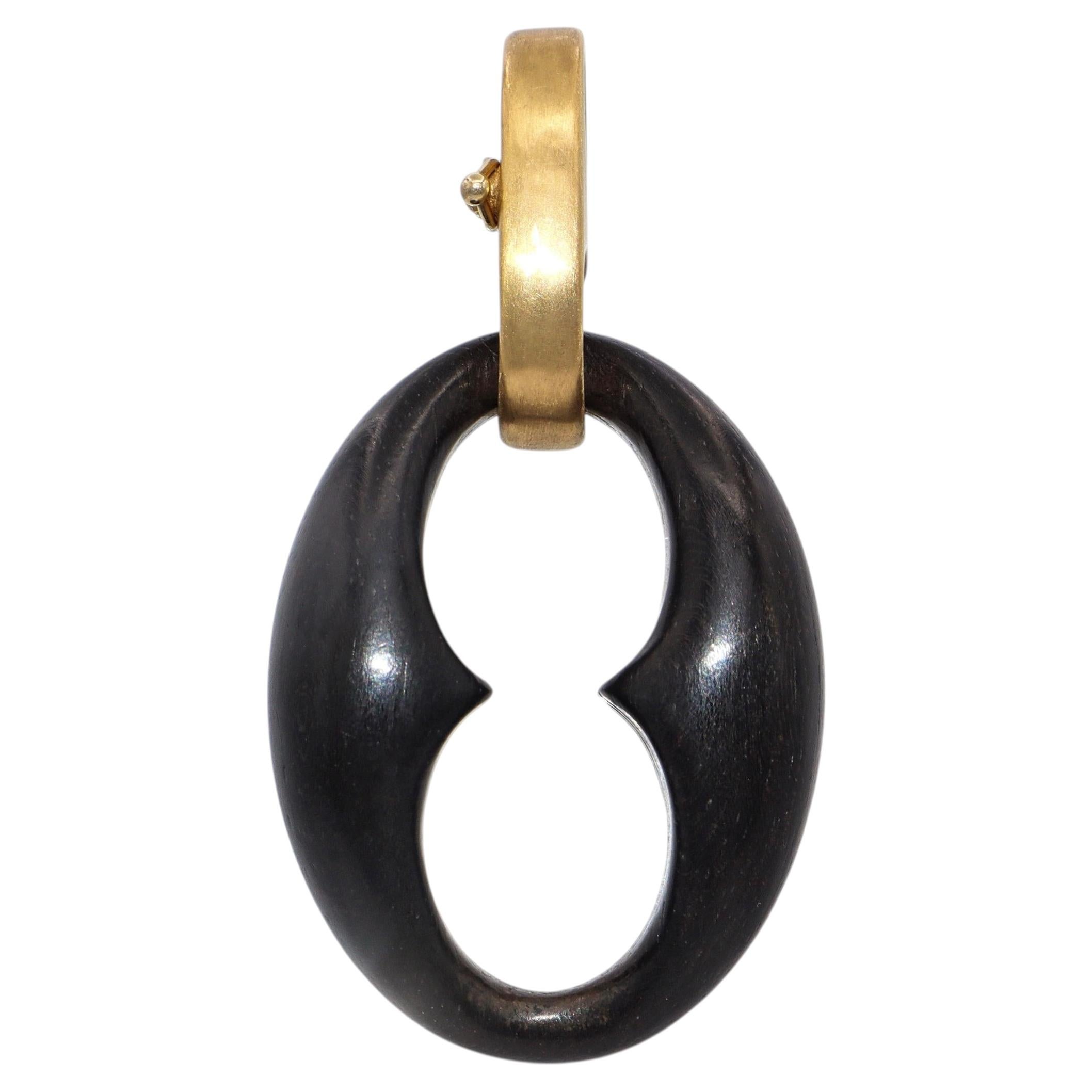 Pre-owned Fred Leighton 18k Yellow Gold Ebony Wood Pendant