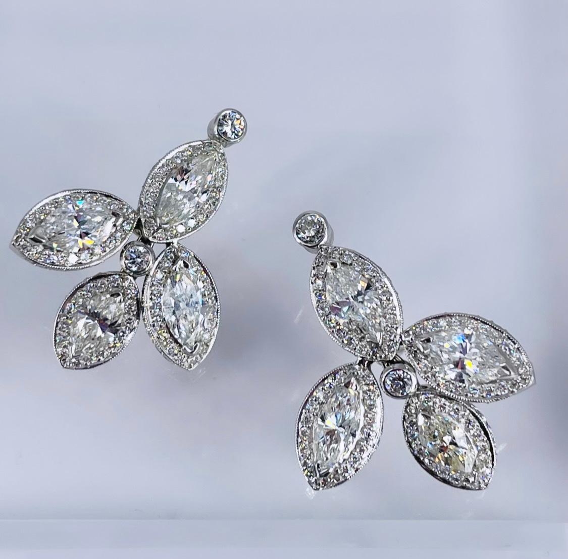 Taille Marquise Fred Leighton Boucles d'oreilles en goutte à fleurs en diamants taillés en marquise en vente