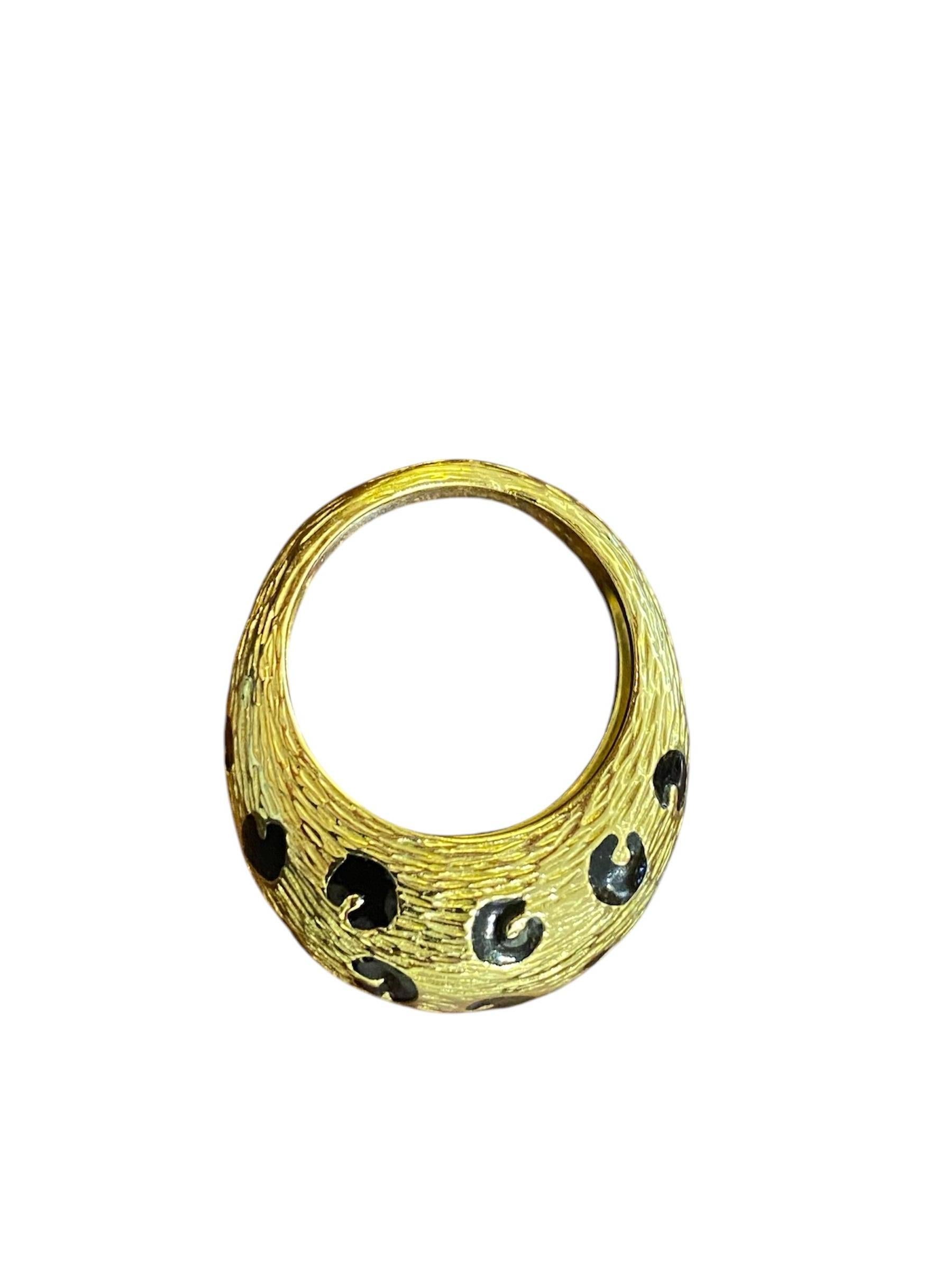Fred Leopard Ring in Gold and Enamel For Sale 3