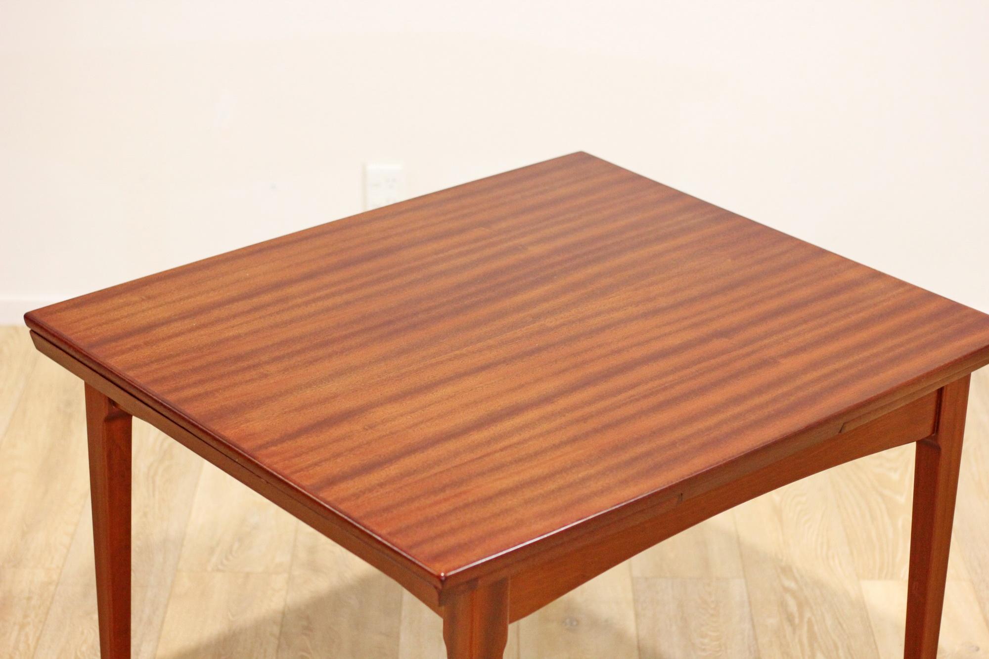 'FRED LOWEN' Mid Century Dining Table in Mint Condition 6