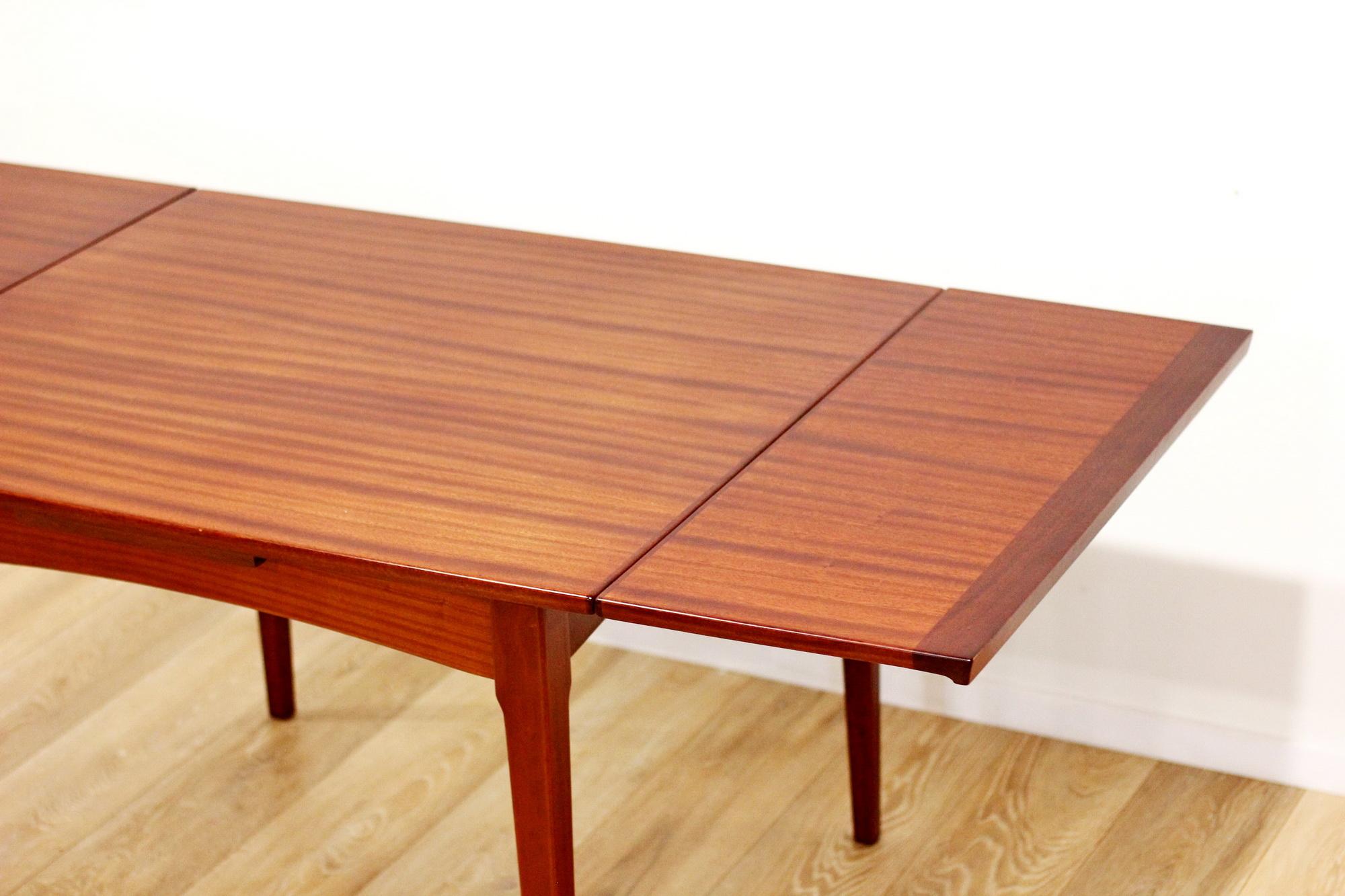 'FRED LOWEN' Mid Century Dining Table in Mint Condition 12