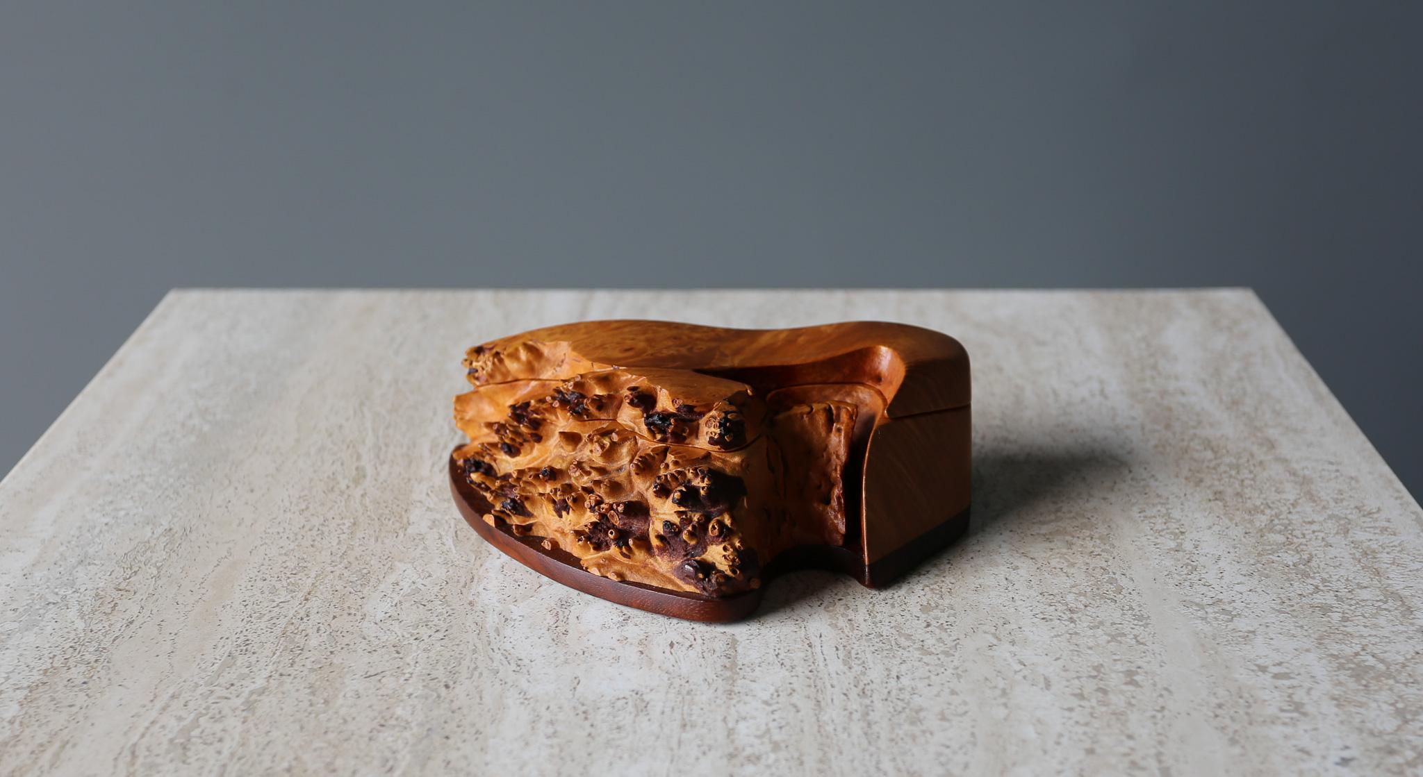 Fred & Marilyn Buss Maple Burl & Walnut Trinket Box, c.1975 8