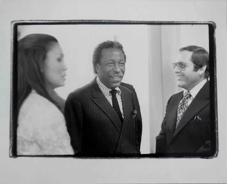 Gordon Parks, Alan King and Genevieve Young Vintage Silver Gelatin photo For Sale 1