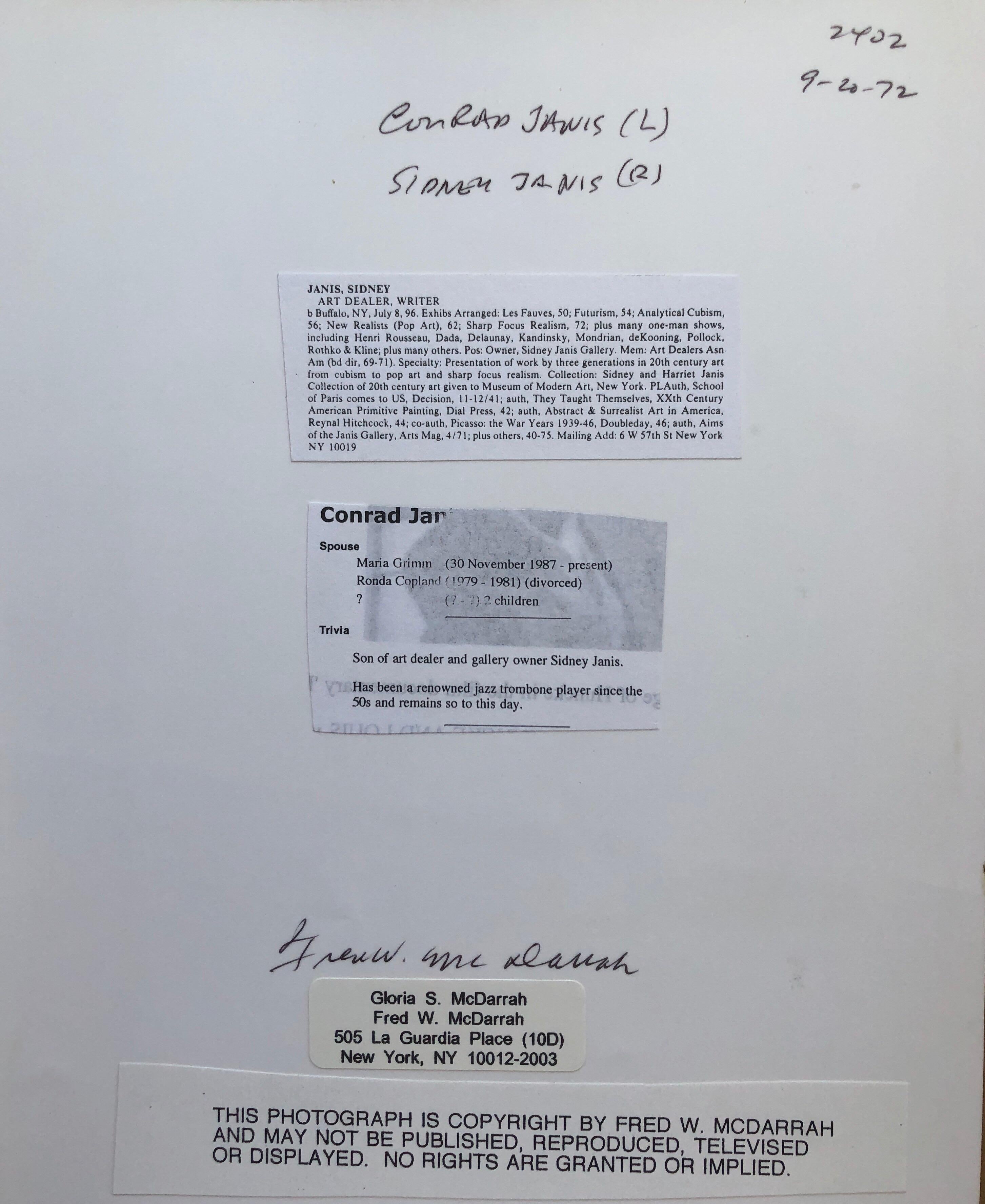 Vintage-Silber-Gelatine-Druck, signierte Fotografie Sidney Janis, Conrad Janis, NYC im Angebot 1