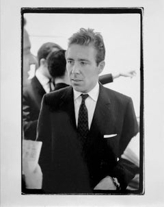 Fotografía vintage firmada en gelatina de plata Dapper Lord Snowdon Photo Traje y corbata