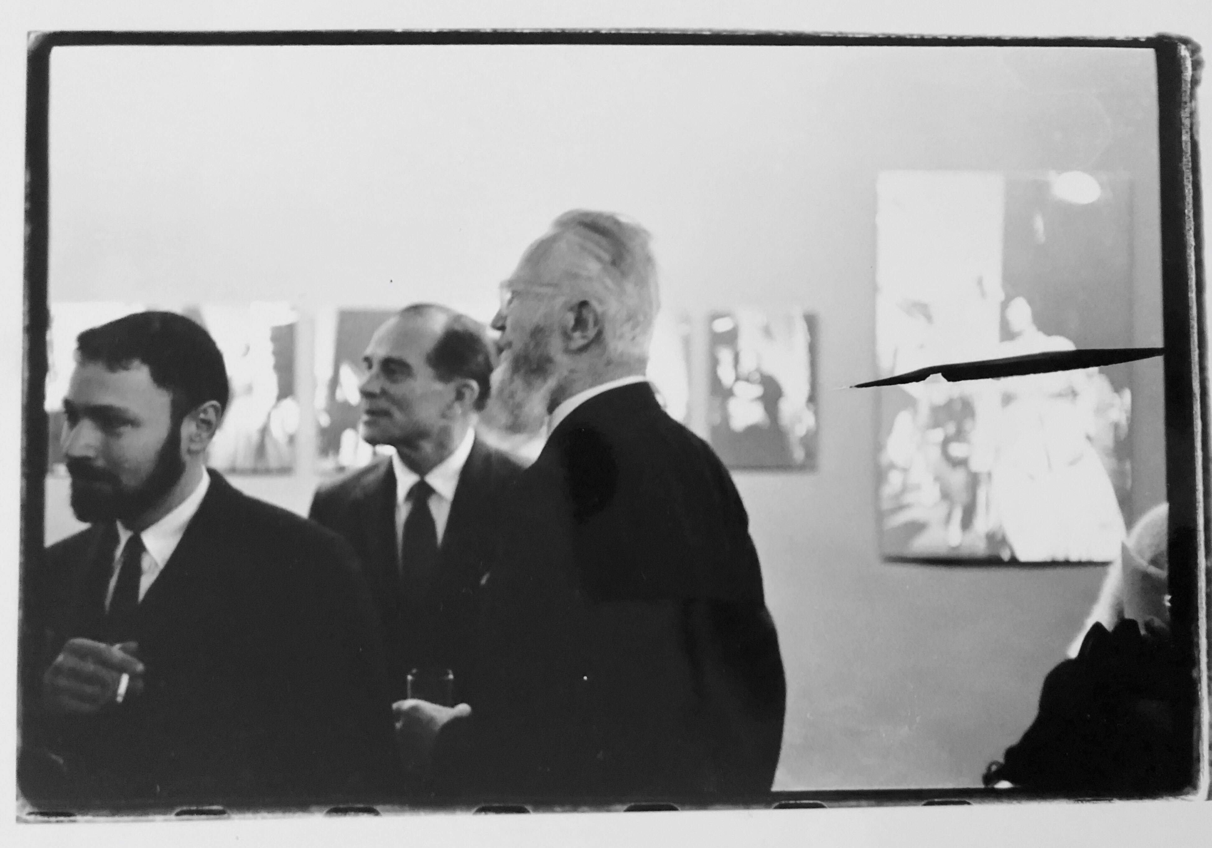 Vintage-Silbergelatines signierte Fotografie Edward Steichen, MoMA-Foto – Photograph von Fred McDarrah