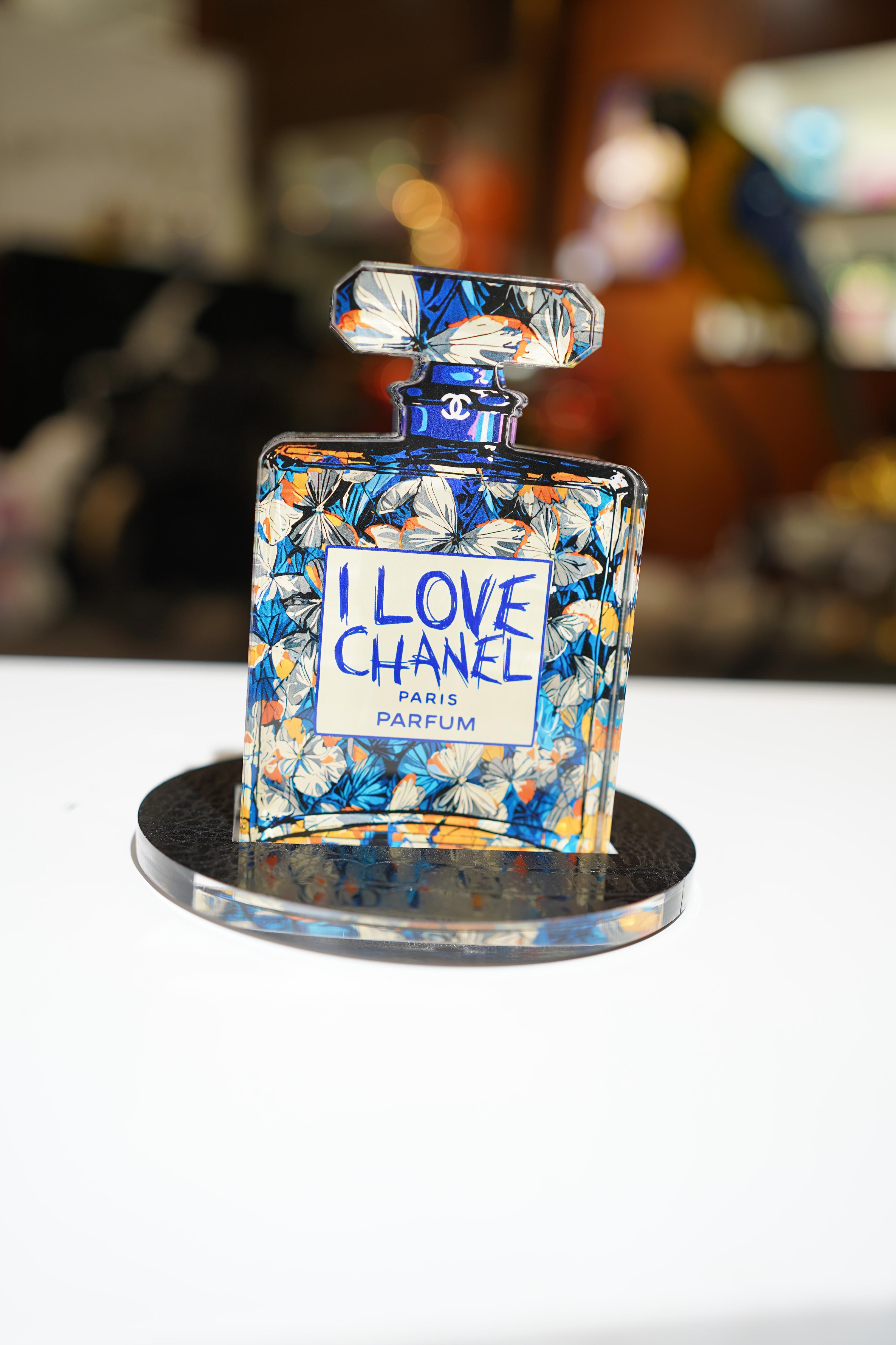 Frasco de perfume homenaje a Coco Chanel, pequeño - Sculpture Arte pop de fred meurice