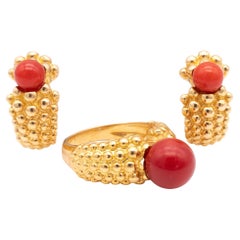 Fred of Paris 1970 Ring And Earring Suite 18Kt Gold 7 Cts Of Red Ox Blood Coral