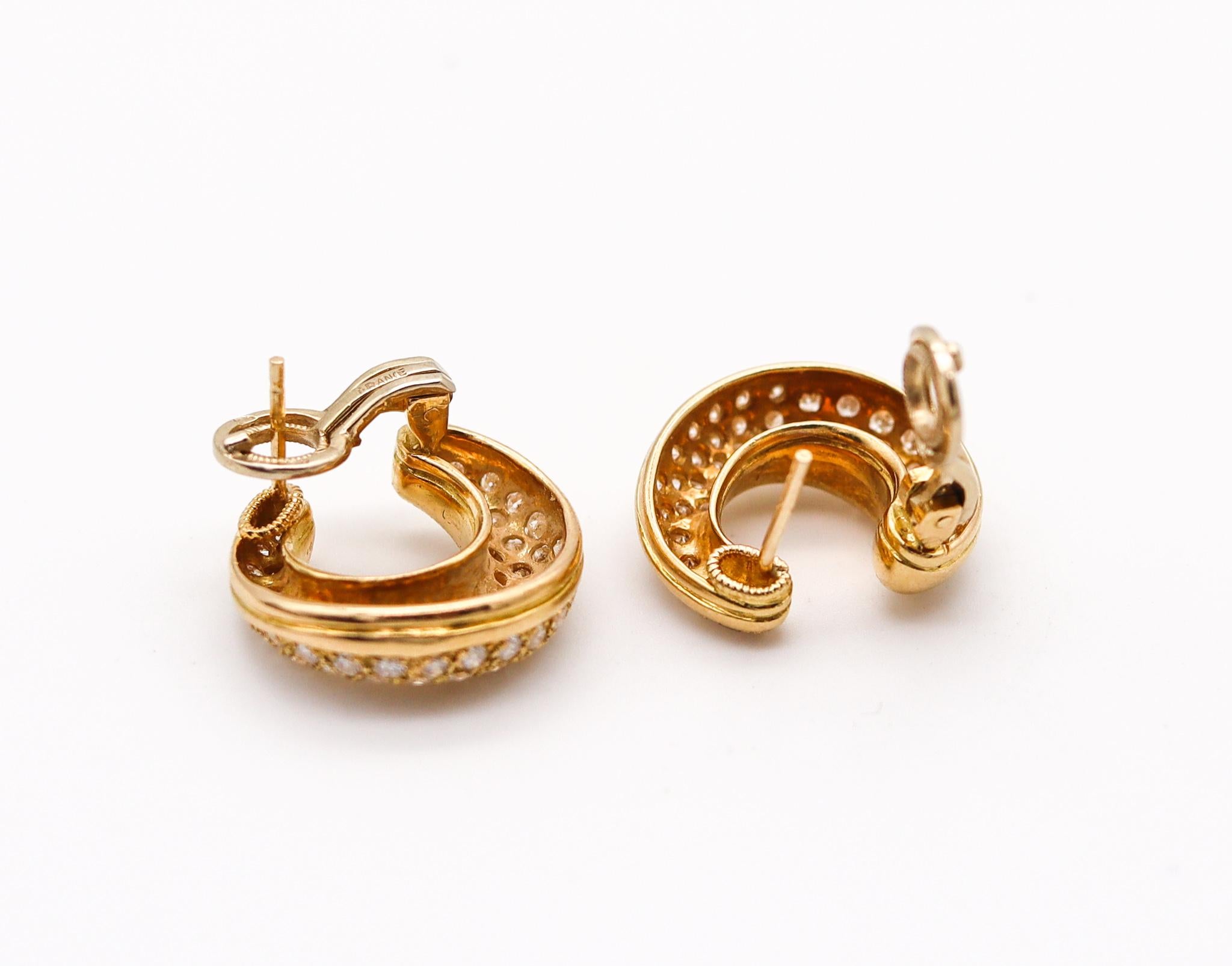 Modernist Fred of Paris Clips On Earrings In 18Kt Yellow Gold With 3.54 Ctw In VVS Diamond