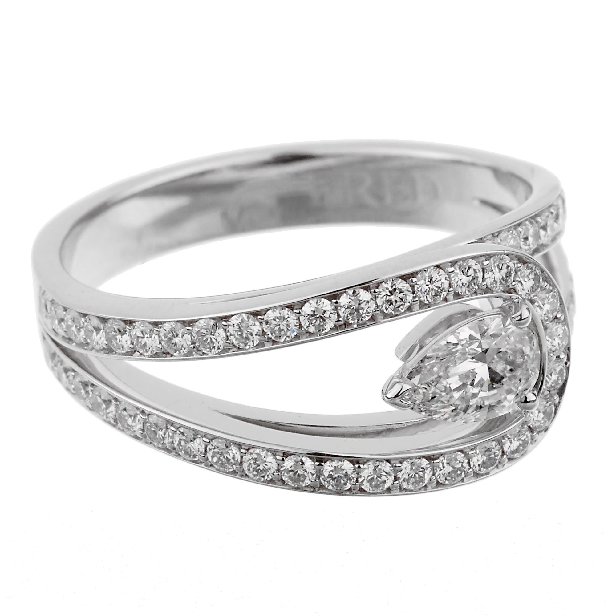 Fred of Paris Platinring, GIA-zertifizierter .85 Karat Lovelight birnenförmiger Diamant Platinring (Tropfenschliff) im Angebot